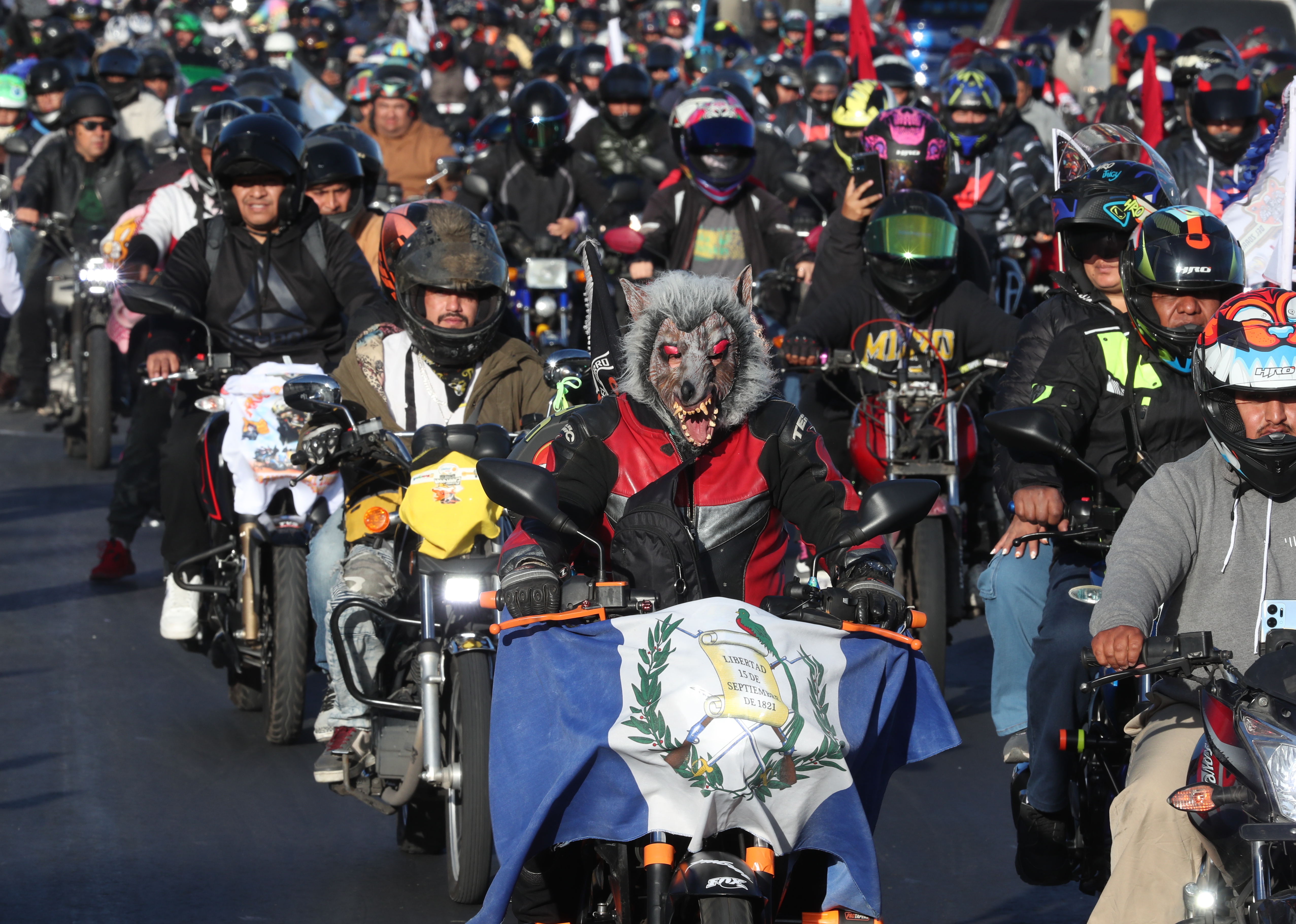  La primera peregrinación se efectúo en 1961, tradición guatemalteca muy reconocida en Centroamérica. (Foto Prensa Libre: Esbin García)