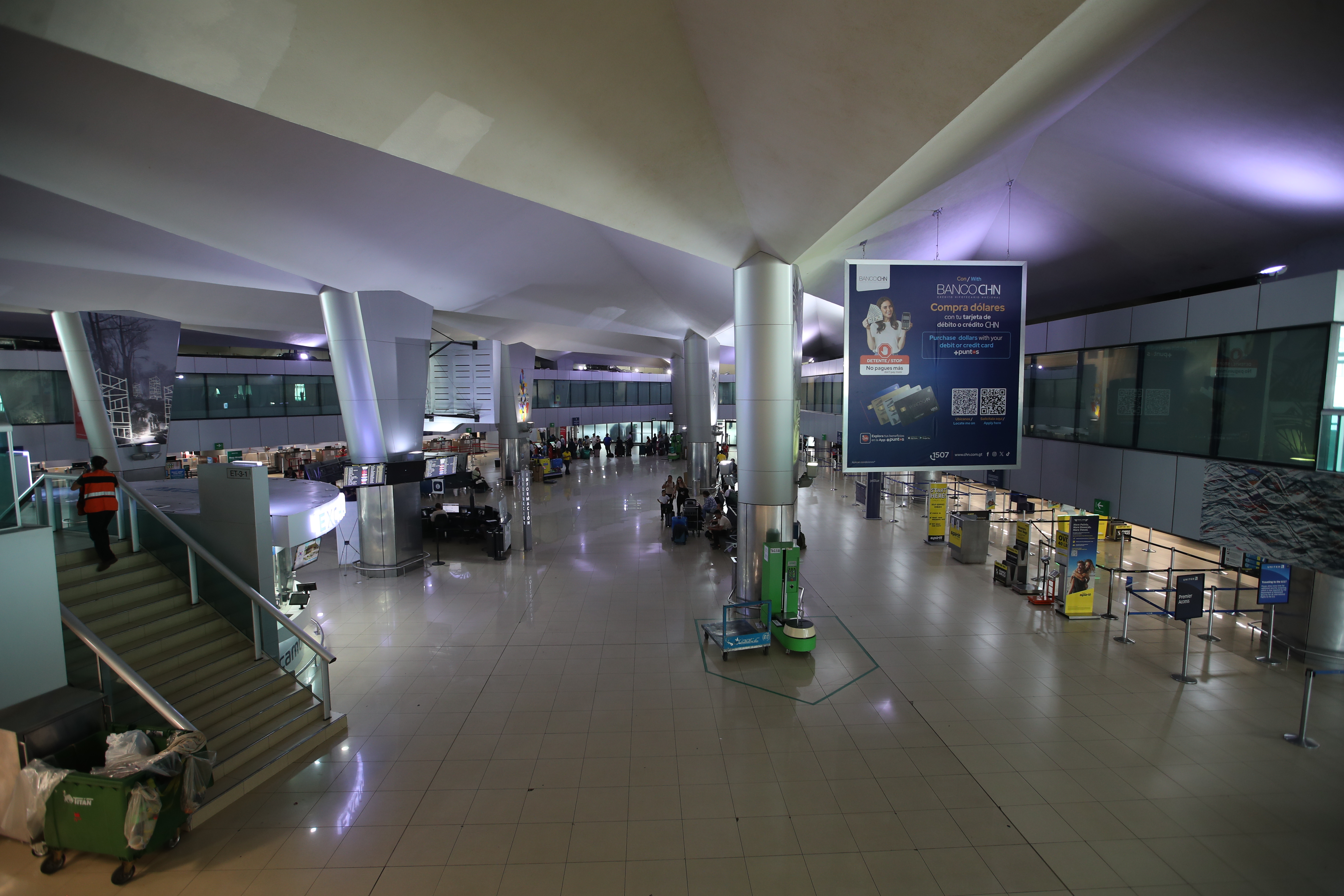 Simulacro en el Aeropuerto Internacional La Aurora