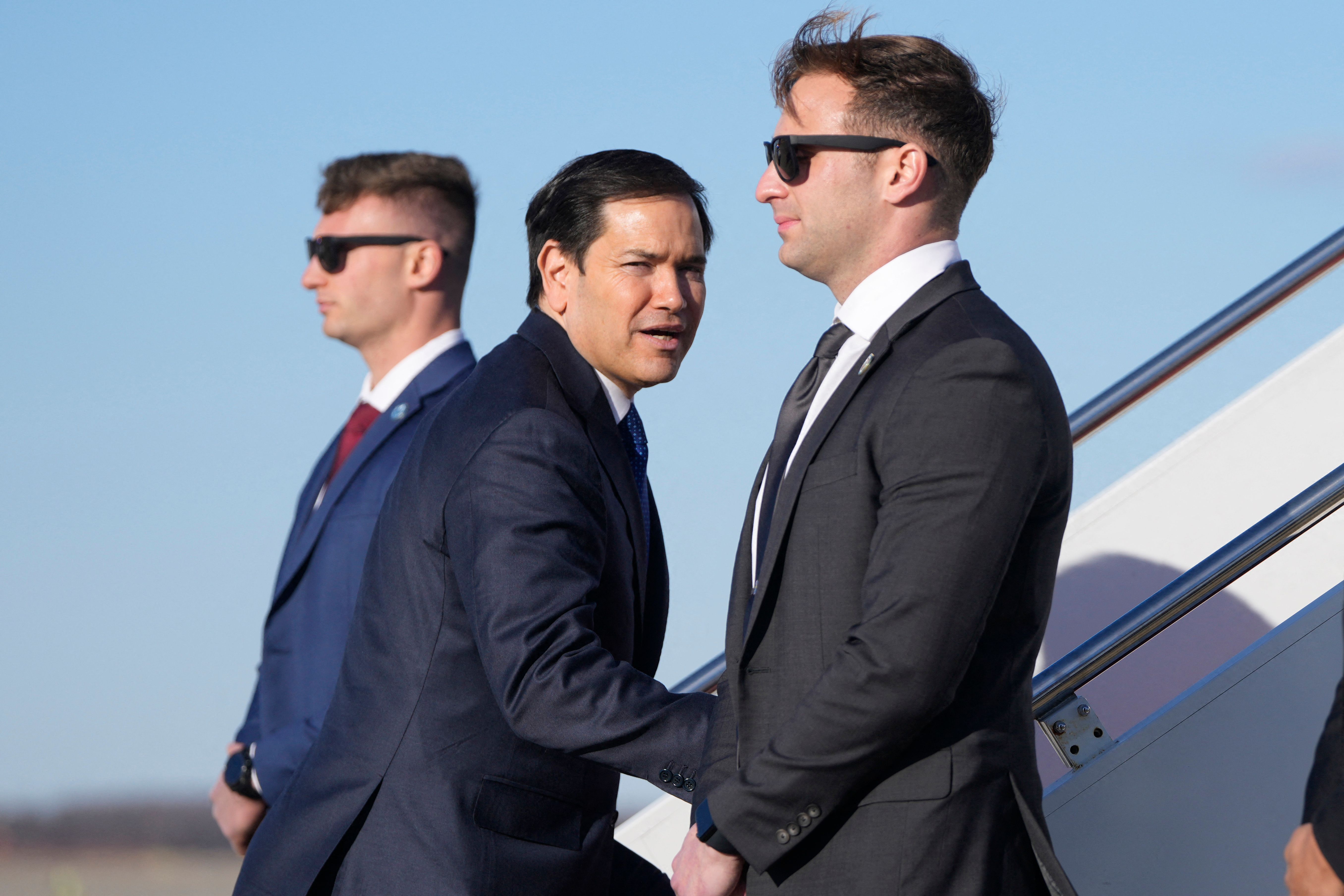 Marco Rubio llega a El Salvador