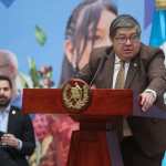 El ministro de Gobernación, Francisco Jimenez, fue notificado por la CGC de hallazgos en el proceso de licitación. Fotografía: EFE.