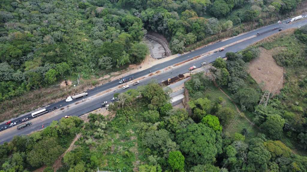 Autopista Palín-Escuintla km 44 ruta al Pacífico (3)
