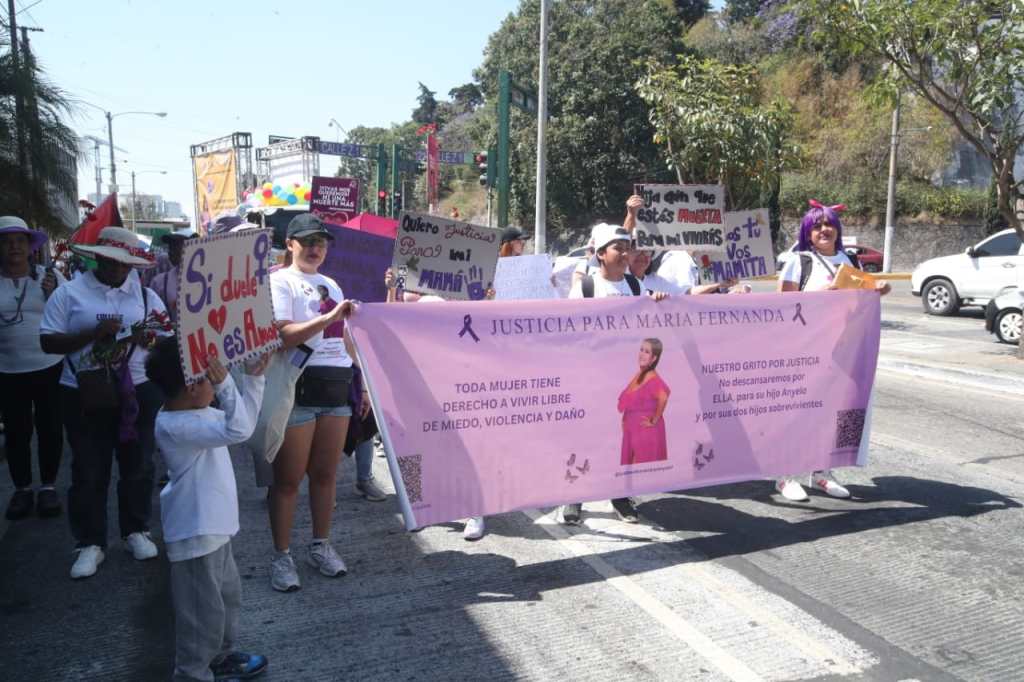 MARCHA DEL 8 DE MARZO DÍA DE LA MUJER 2025 3 PL