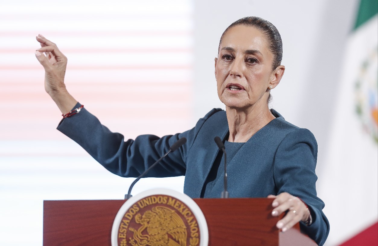 De acuerdo con analistas, la presidenta de México está siendo más agresiva el narcotráfico. (Foto Prensa Libre: EFE)