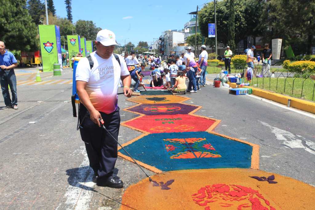 Alfombra más larga Semana Santa 2025