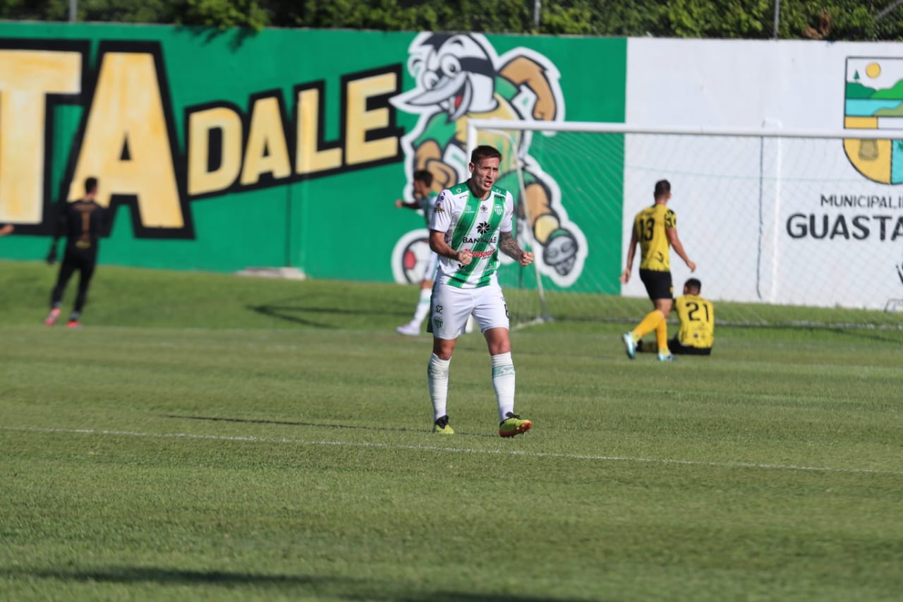 Antigua GFC consiguió una victoria abultada contra Guastatoya.