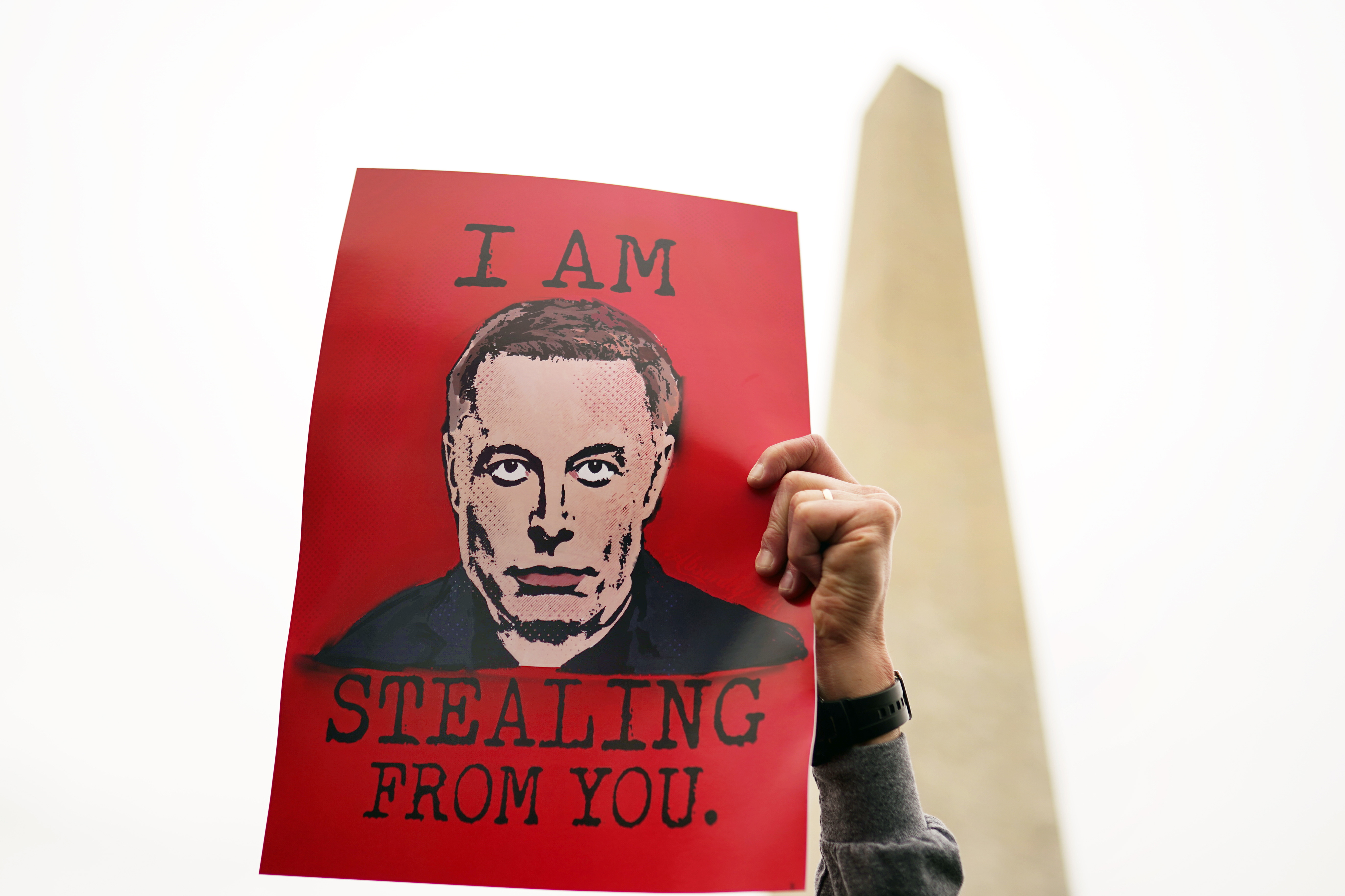 Elon Musk protesta