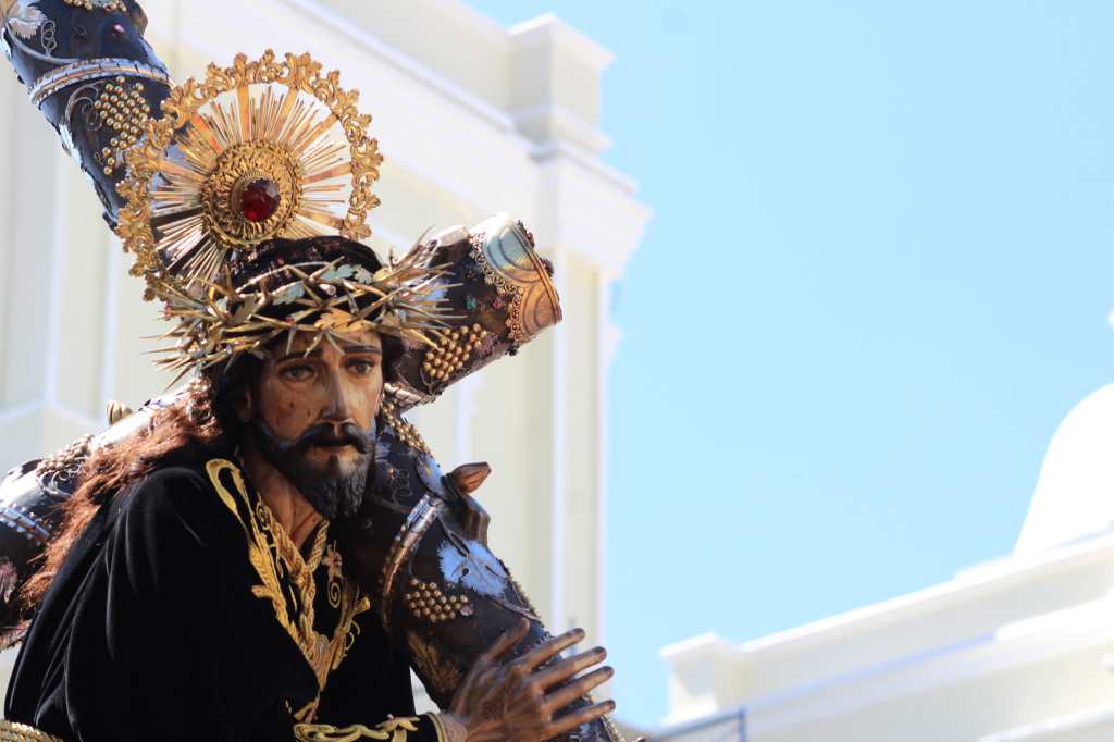 Entrada de Jesús Nazareno de la Merced este Viernes Santo 2025