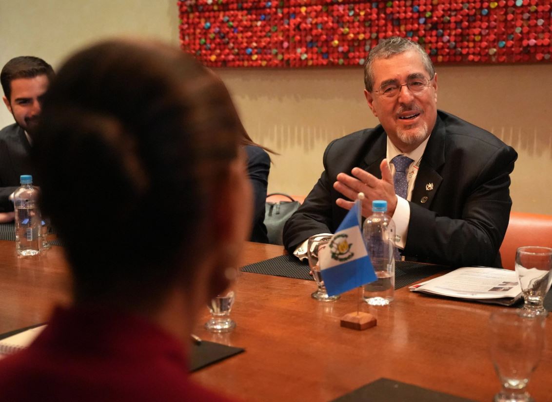 Reunión entre Arévalo y Sheinbaum