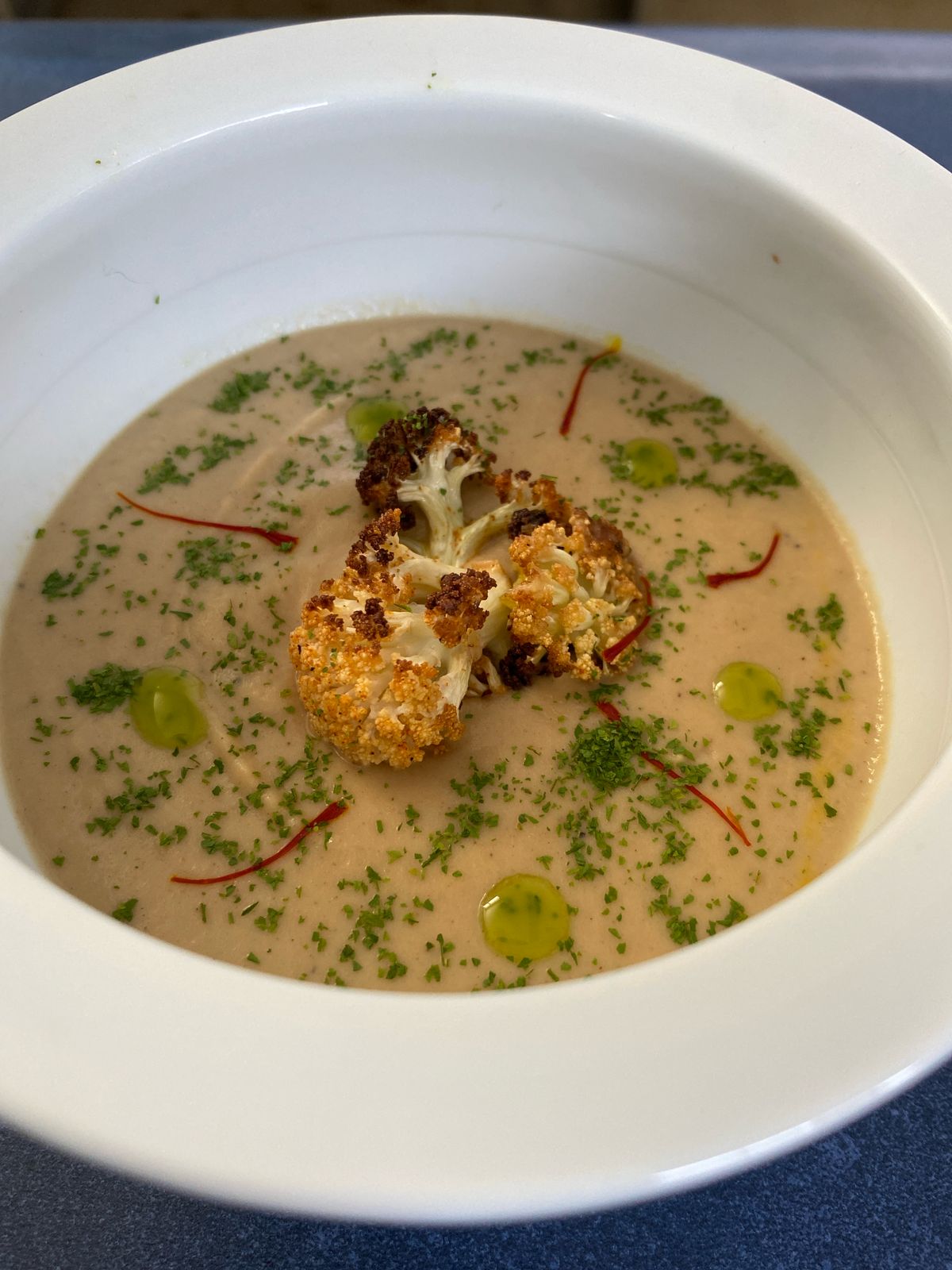 Ingrediente estrella: sopa de coliflor con azafrán