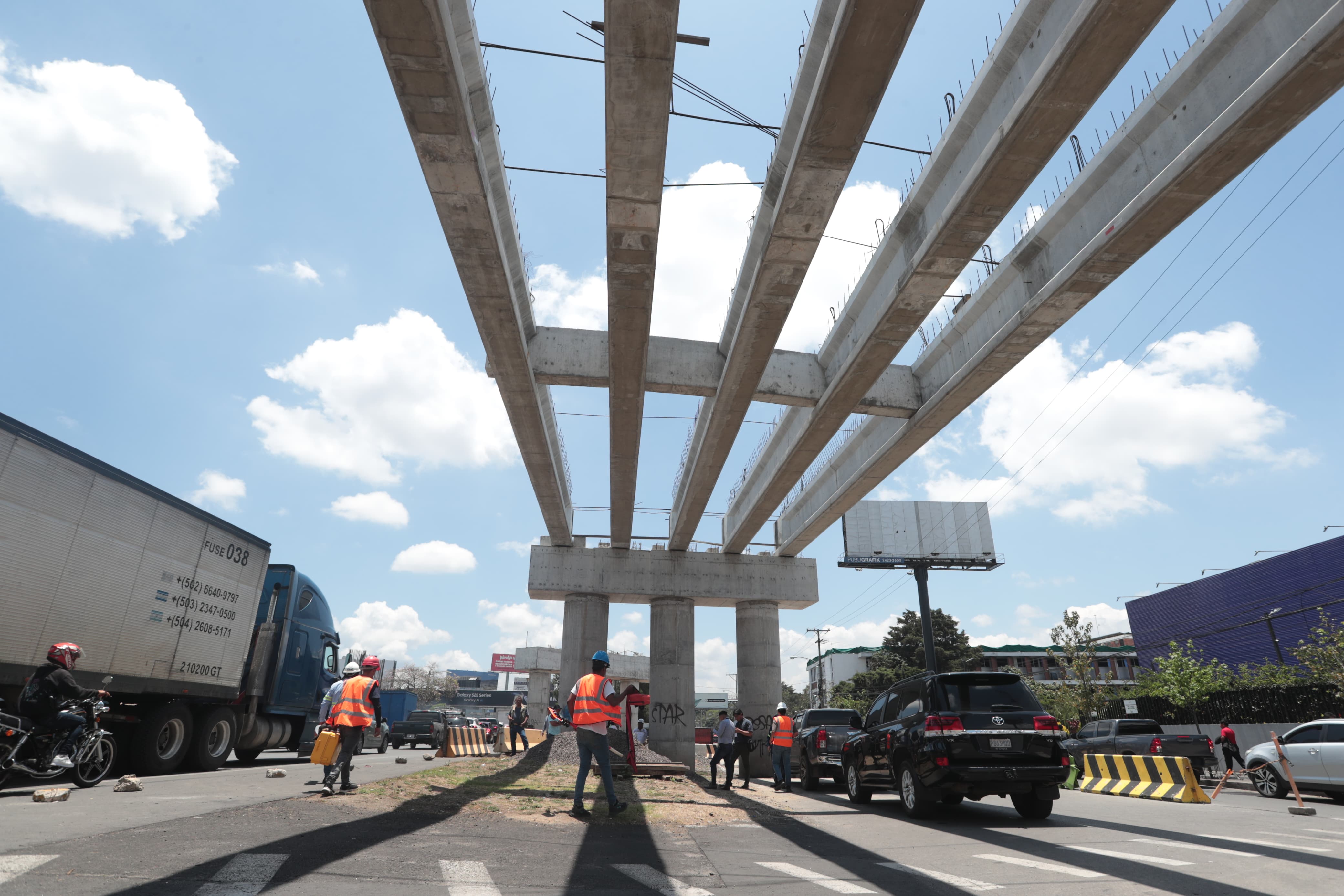 paso a desnivel calzada Roosevelt 14 abril 2025 (5)