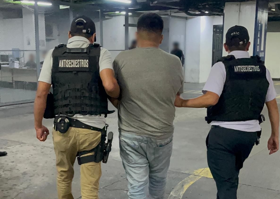 Hombre capturado en zona 1