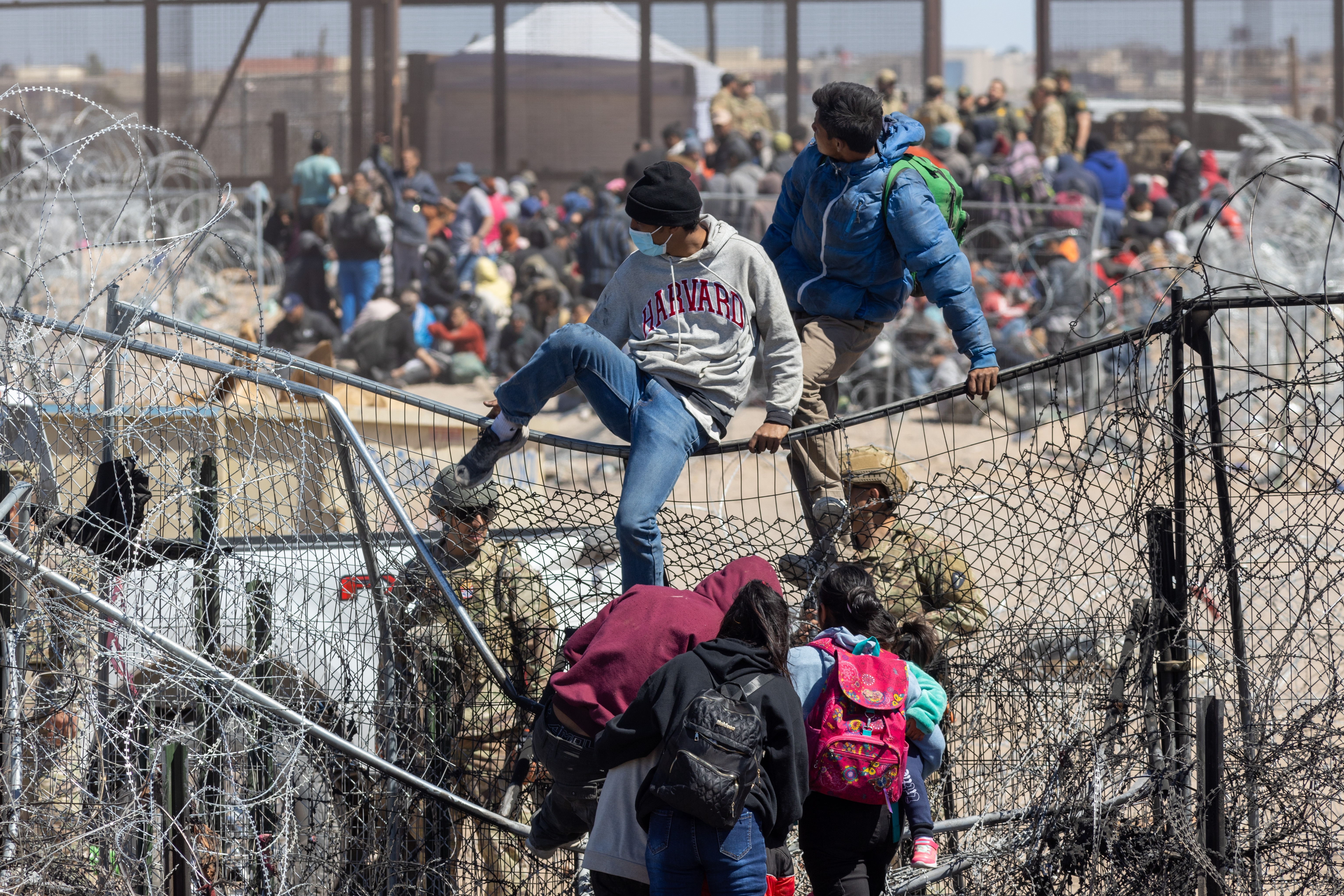 El Gobierno de Donald Trump ha endurecido las políticas migratorias en Estados Unidos. (Foto Prensa Libre: Shutterstock)