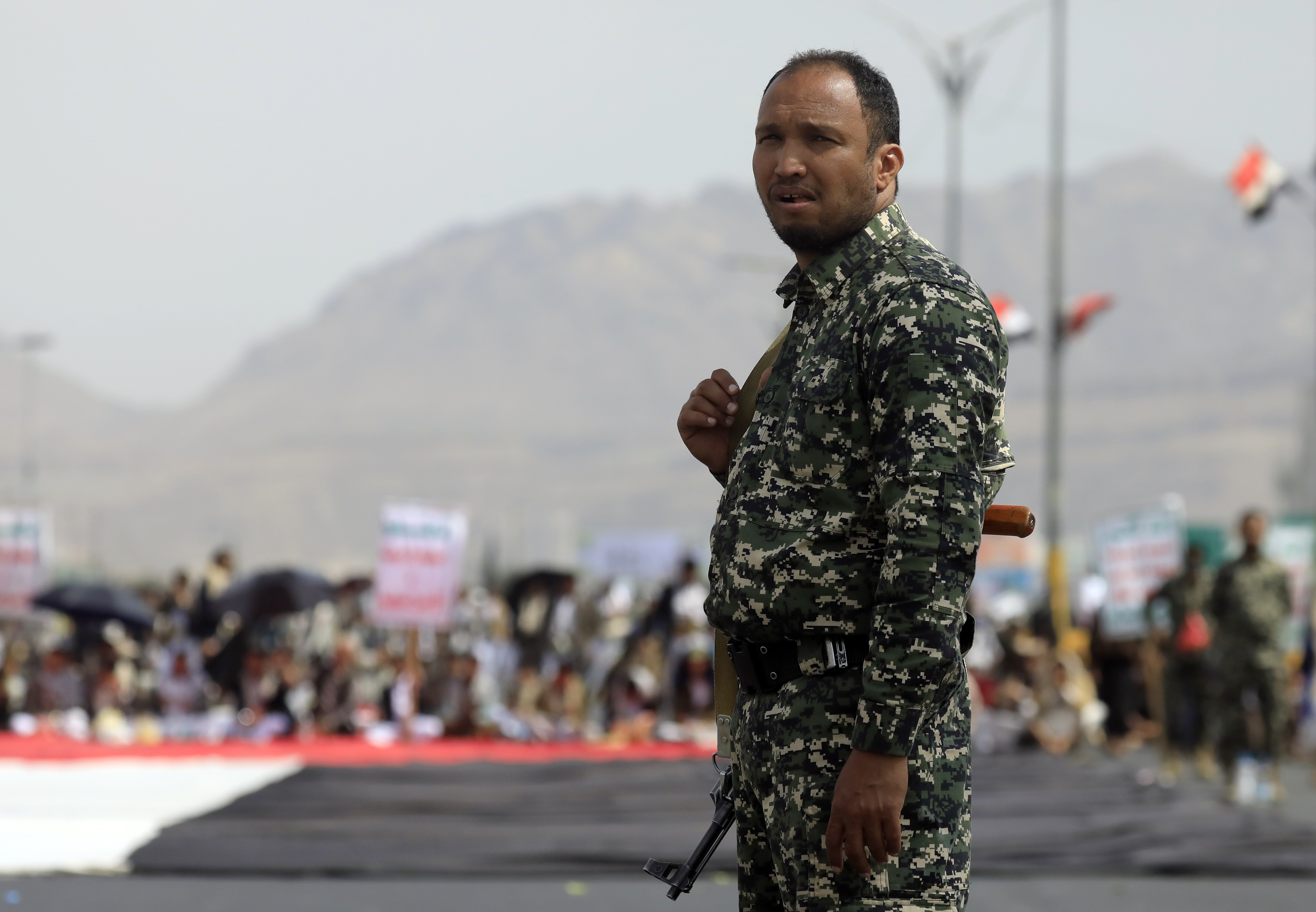 Los ataques han causado evacuaciones en ambos estados, cierres de espacios aéreos y pronunciamientos internacionales. (Foto Prensa Libre: EFE)