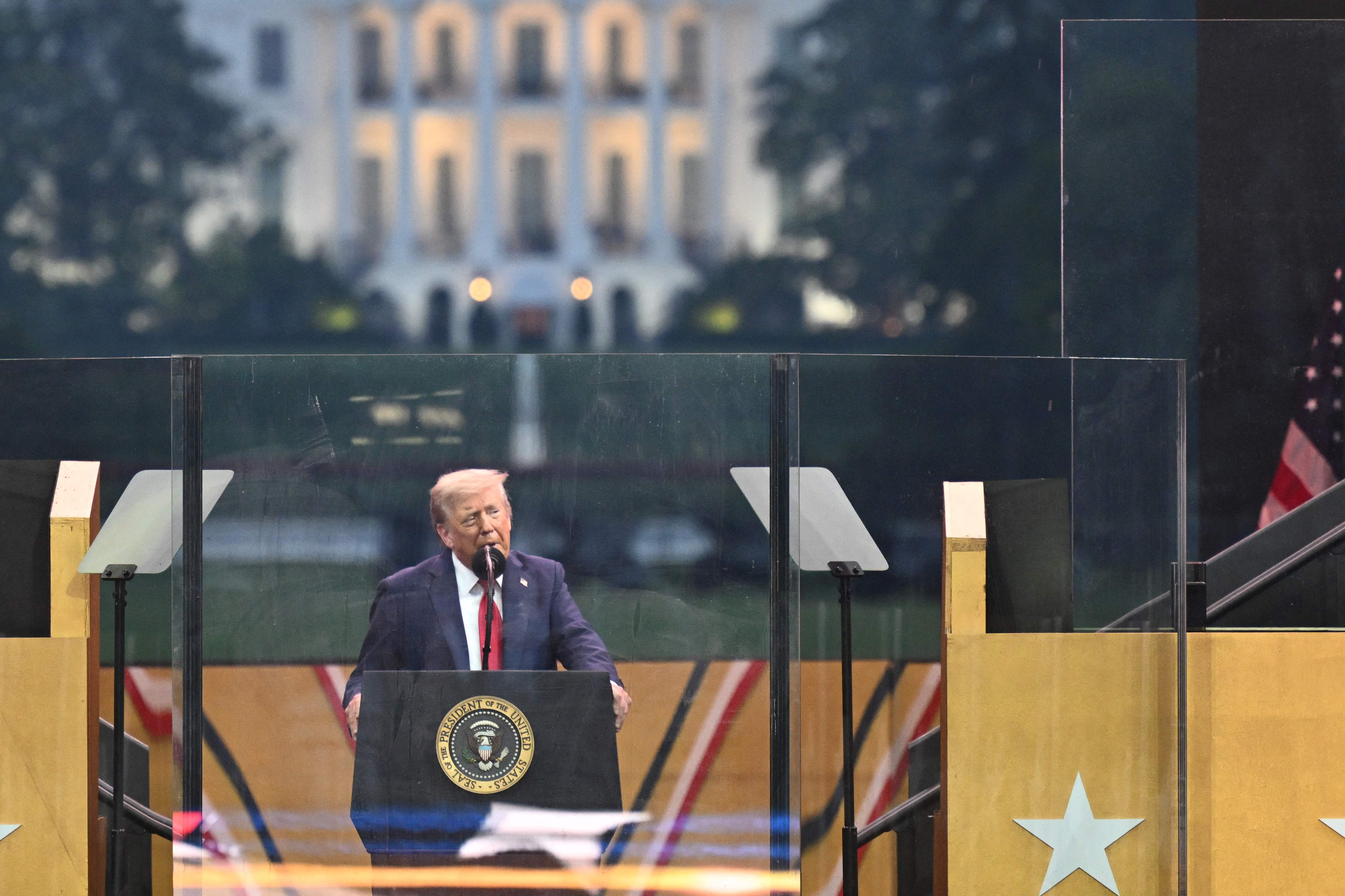 Trump abre la puerta a que EE. UU. intervenga en el conflicto entre Irán e Israel y acepta mediación de Putin
