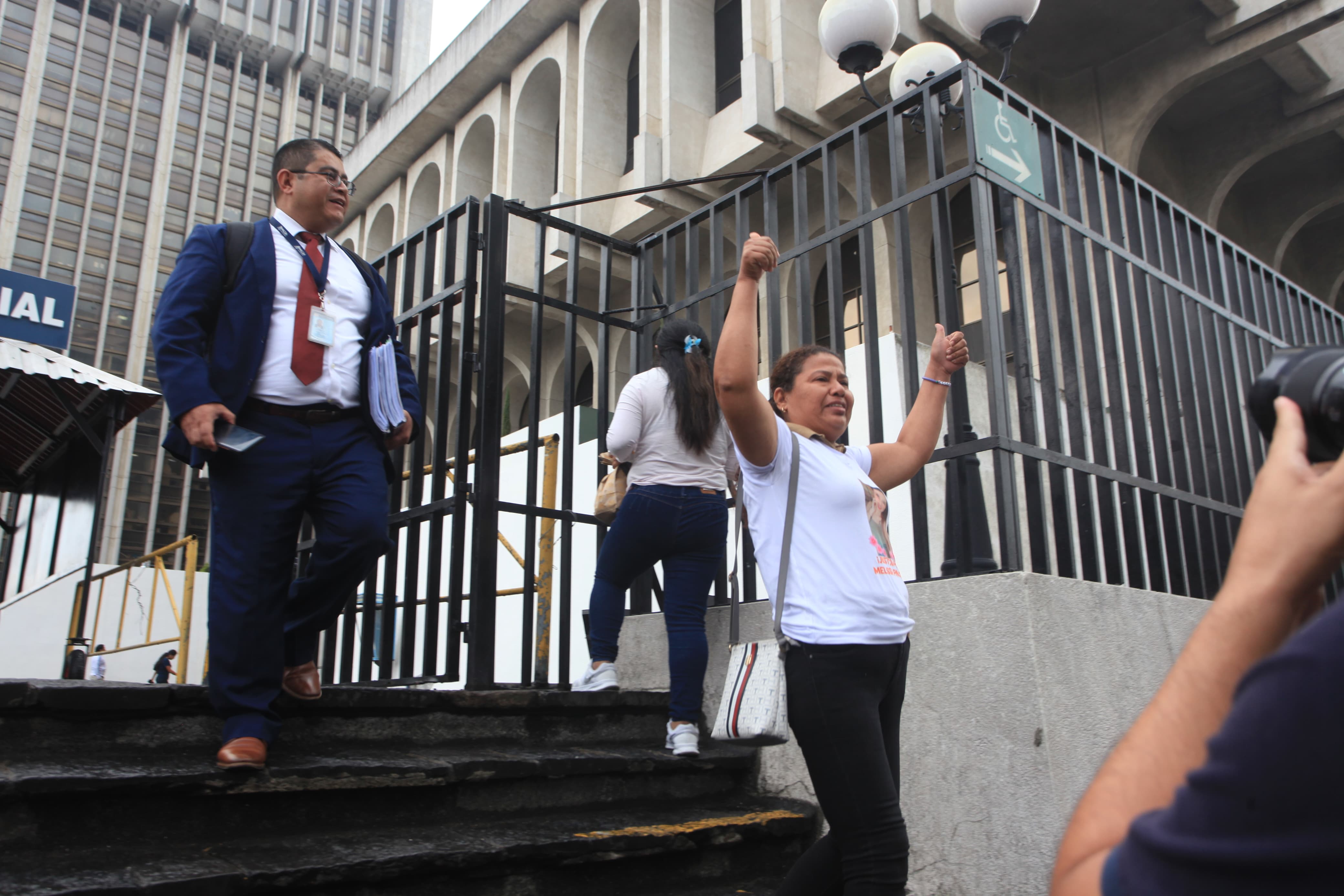 Anabella Chacón, madre de Melisa Palacios, logra que el caso de la muerte de su hija sea traslado a un juzgado en la capital. (Foto Prensa Libre: Carlos Ochoa)