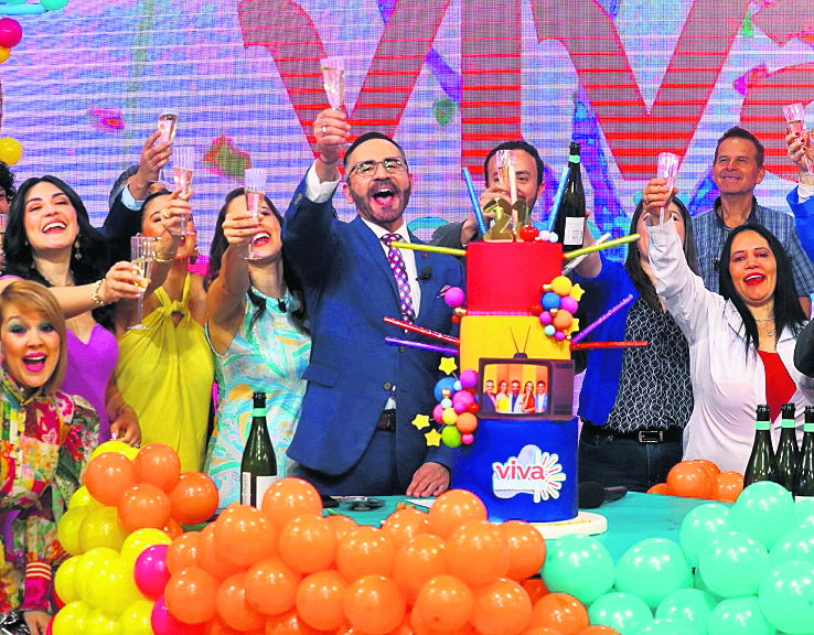 Viva la Mañana celebra 21 años al aire en la televisión guatemalteca Los primeros años de un programa icónico, que marcó un hecho muy importante dentro de la televisión guatemalteca” mencionó Ricardo García Santander, productor, y él único presentador que ha perdurado a lo largo de los años en Viva la Mañana.

Foto Prensa Libre: Erick Avila 21022025