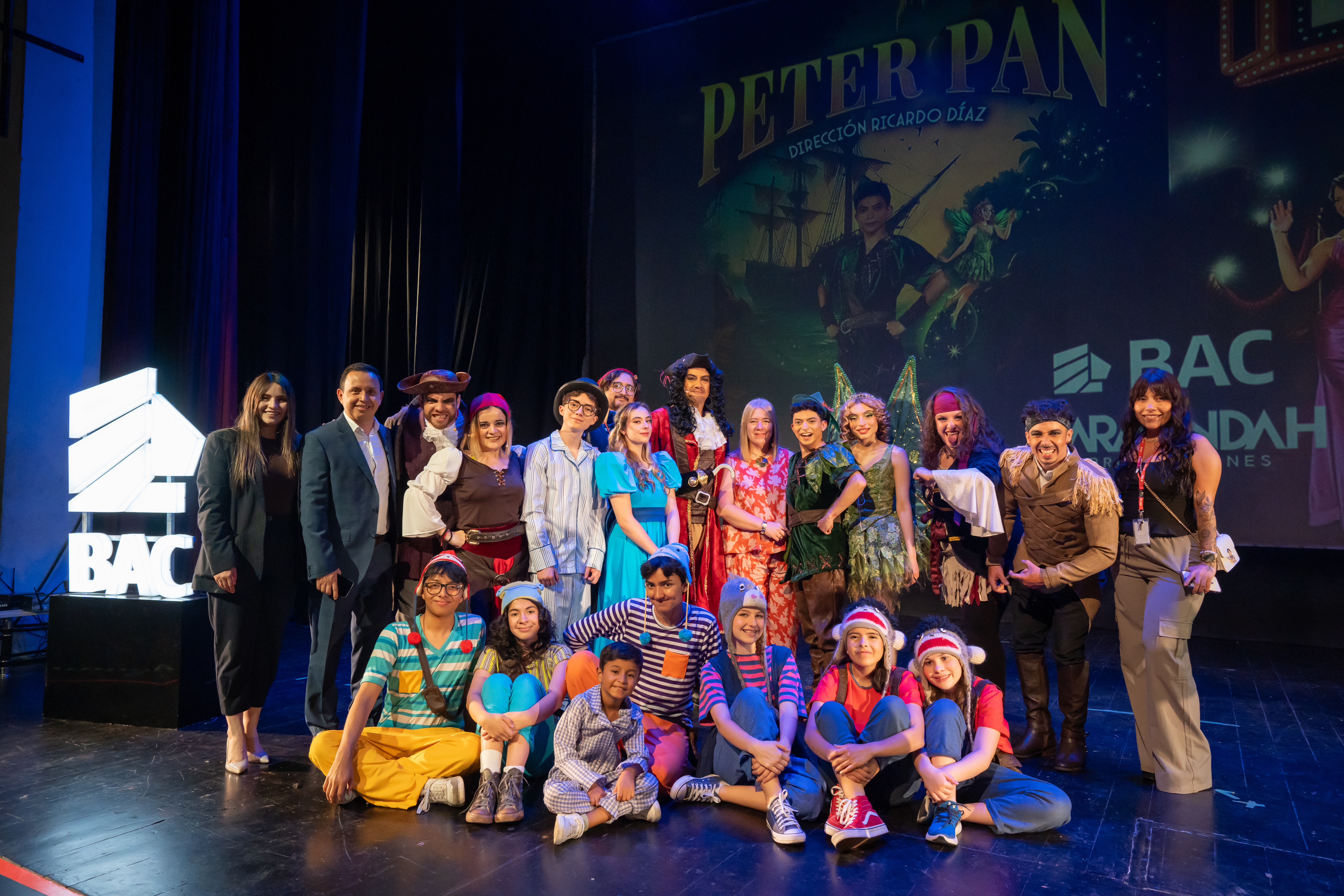 Los fines de semana de agosto y septiembre estarán llenos de magia y entretenimiento para toda la familia con la obra de teatro Peter Pan. (Foto Prensa Libre: Cortesía Saravandah Producciones)