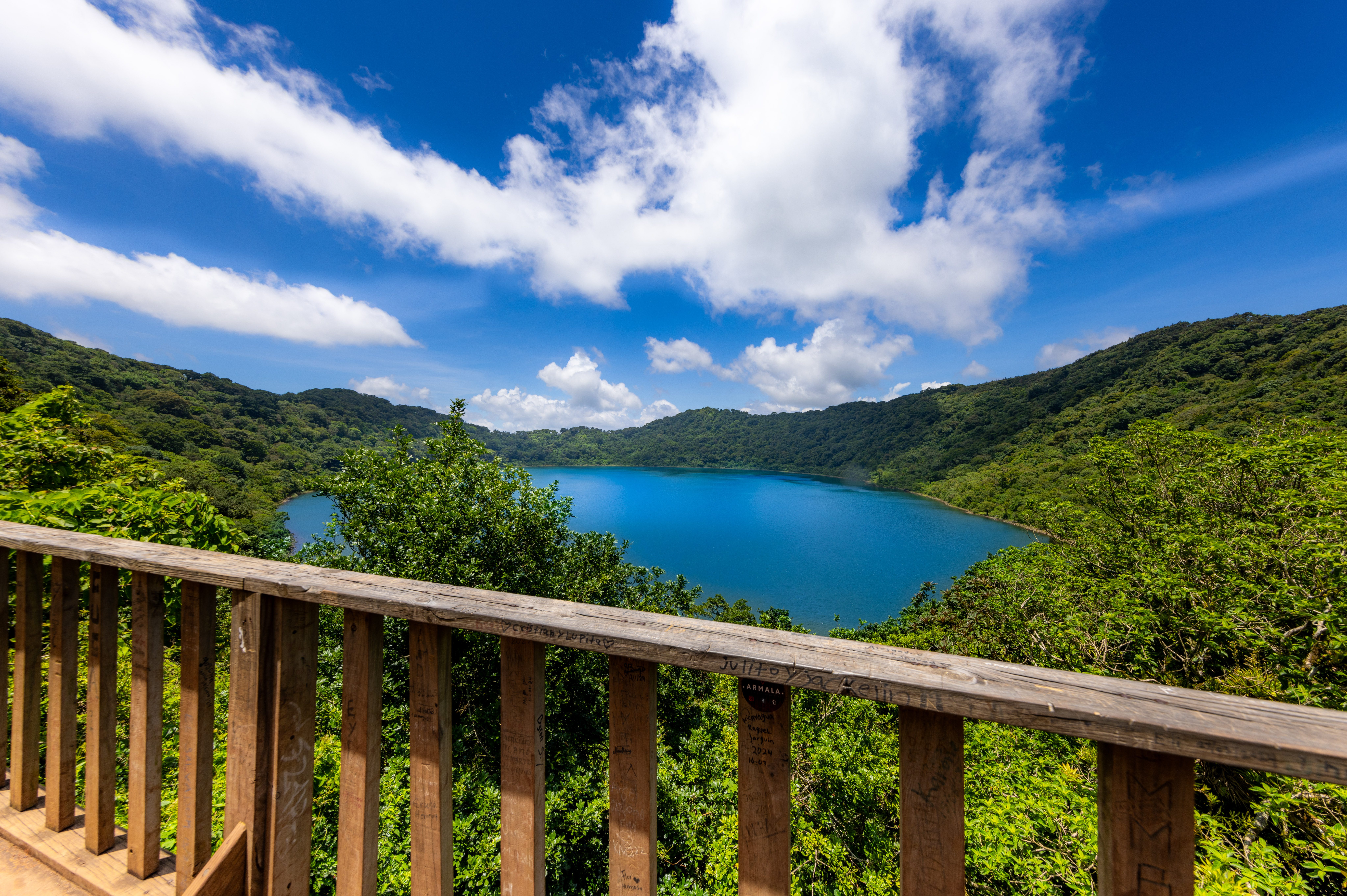 Ipala Volcán y Laguna Chiquimula Foto Inguat