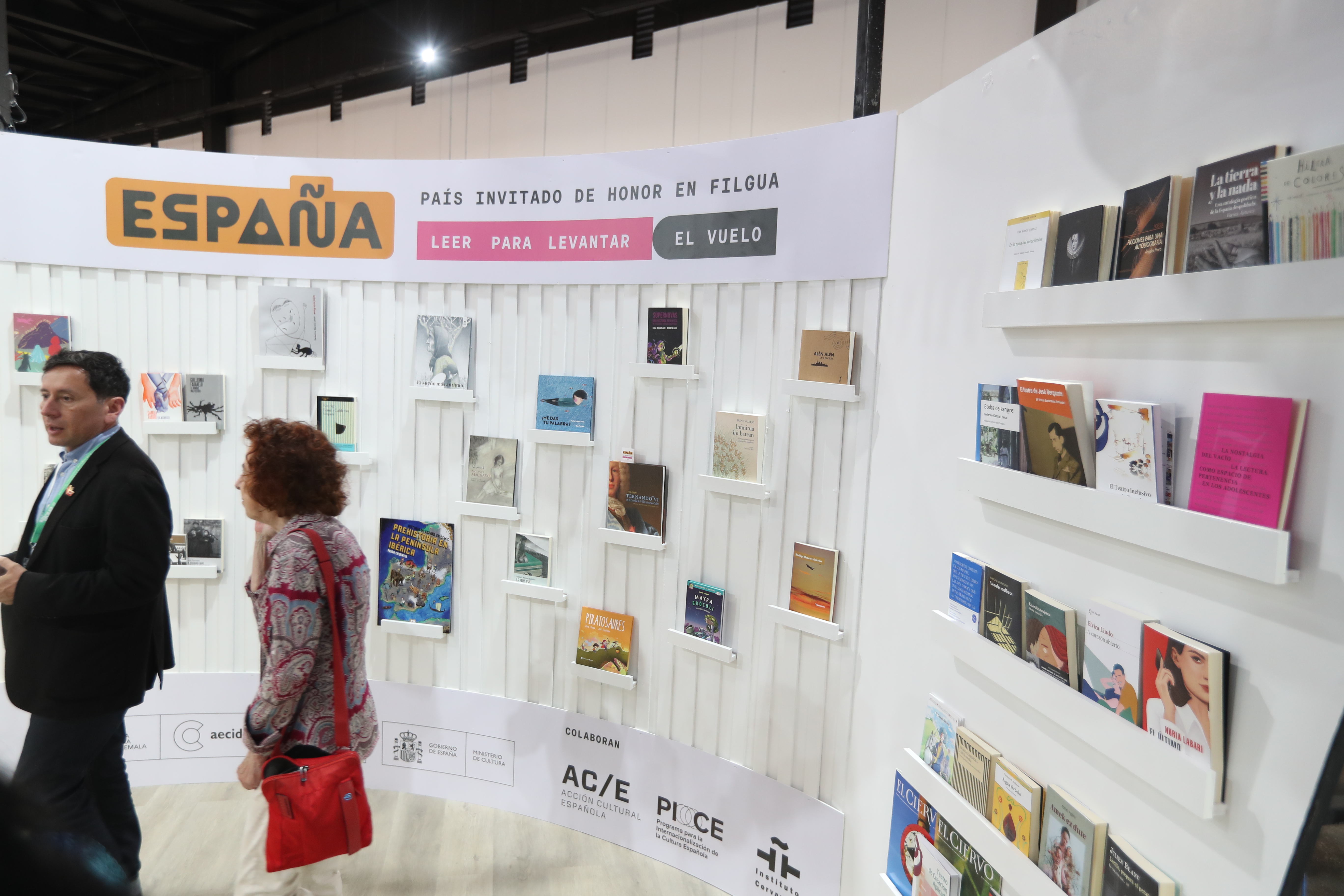 España, país invitado, durante un año se preparó para tener un total de 20 escritores de origen español en Filgua. La XXII edición está dedicada a la Dra. Marta Elena Casaús, en reconocimiento a su invaluable aporte al pensamiento crítico. (Foto Prensa Libre: Erick Avila)