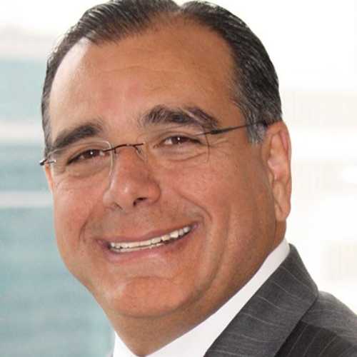 El Dr. Juan José Daboub, presidente de HUGE Business & Investment Council, lidera iniciativas para conectar al Triángulo Norte con Estados Unidos mediante inversión, infraestructura y desarrollo sostenible. (Foto, Prensa LIbre: cortesía Huge)