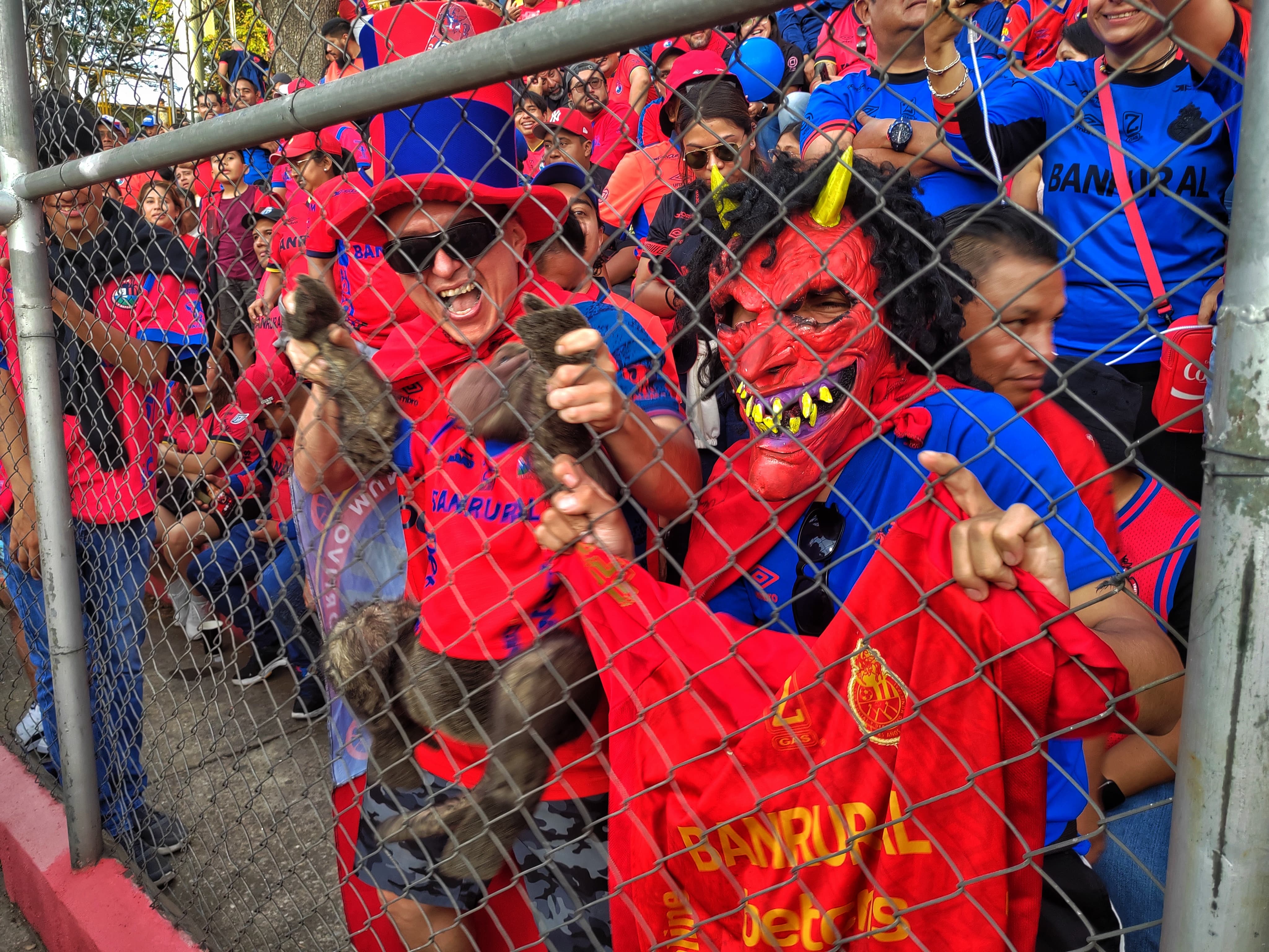 Clásico del futbol guatemalteco'