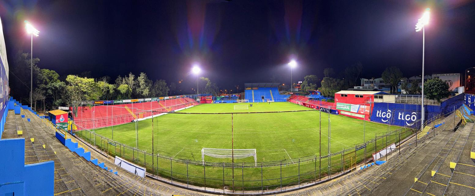 estadio Manuel Felipe Carrera "El Trébol"