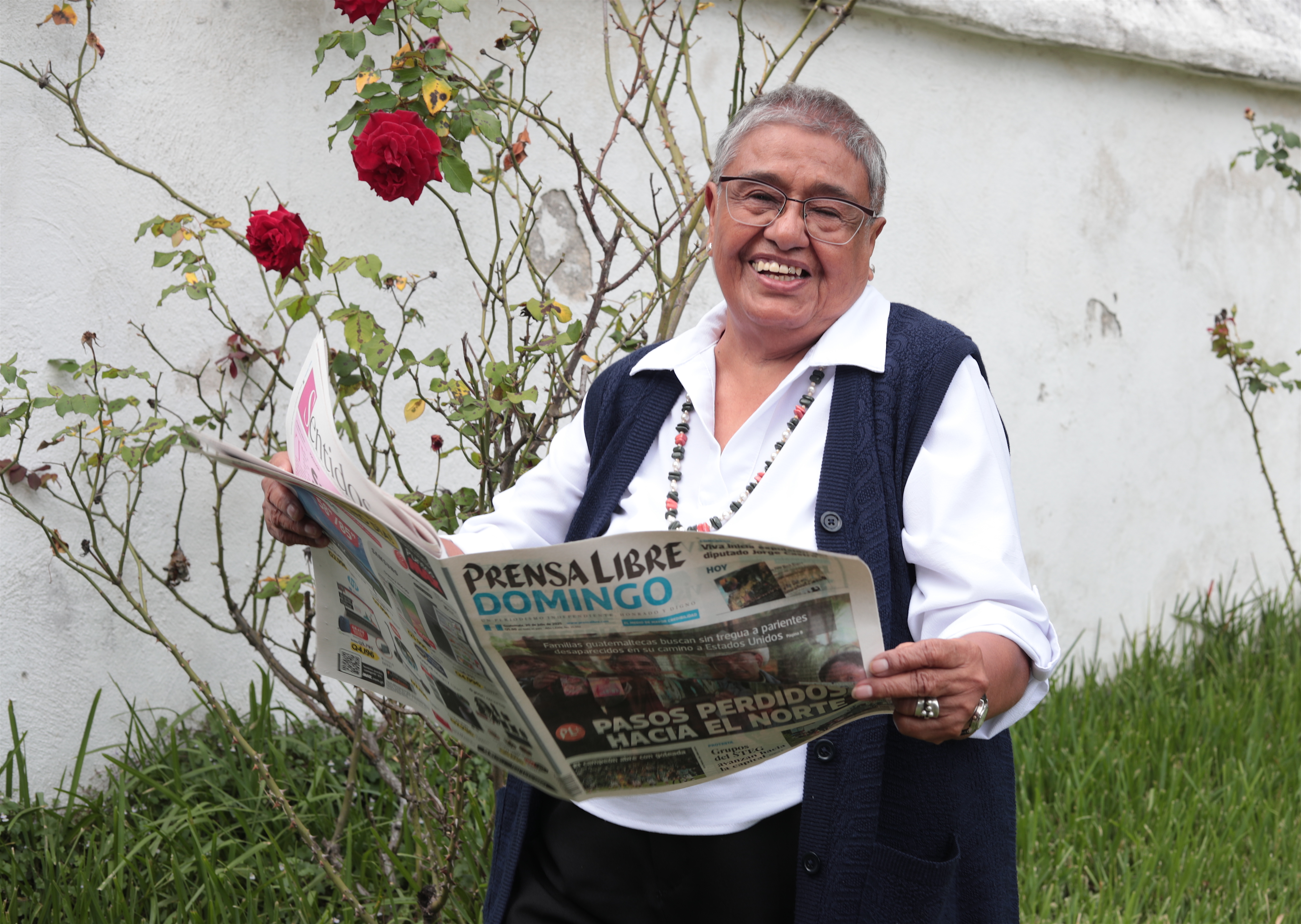 Hilda Carrera, 81 aos , 15 aos  de ser suscriptora  de Prensa Libre. Visita las instalaciones de Prensa Libre para el proyecto "Yo cuento".   




Fotografa Esbin Garcia  24-07-25