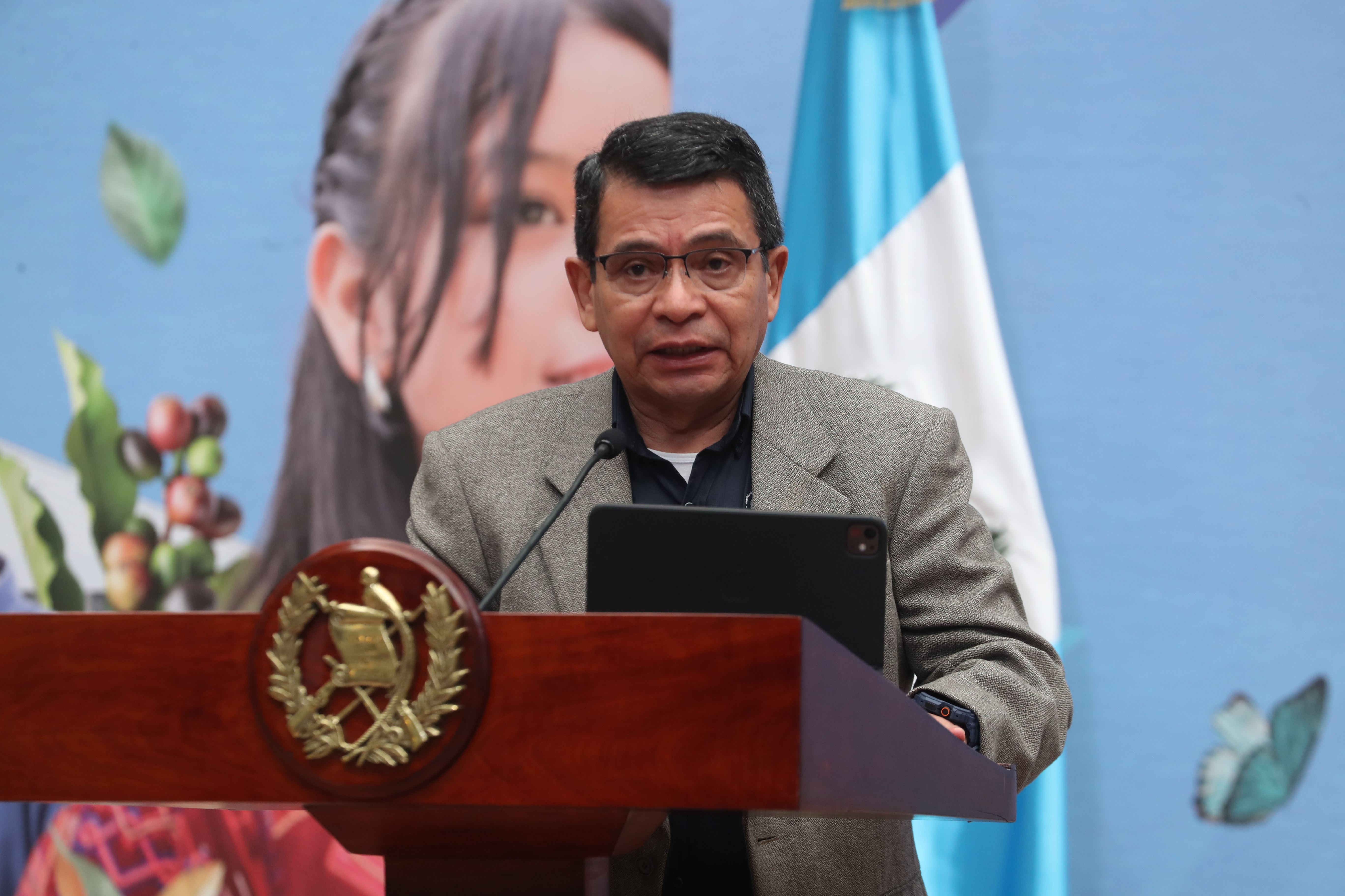 Miguel çngel Diaz, ministro de comunicaciones,  en conferencia de prensa la Ronde da declaraciones sobre las obras en construccin y los avances que han logrado como ministerio 

Foto Prensa Libre: Erick Avila.     08/09/2025