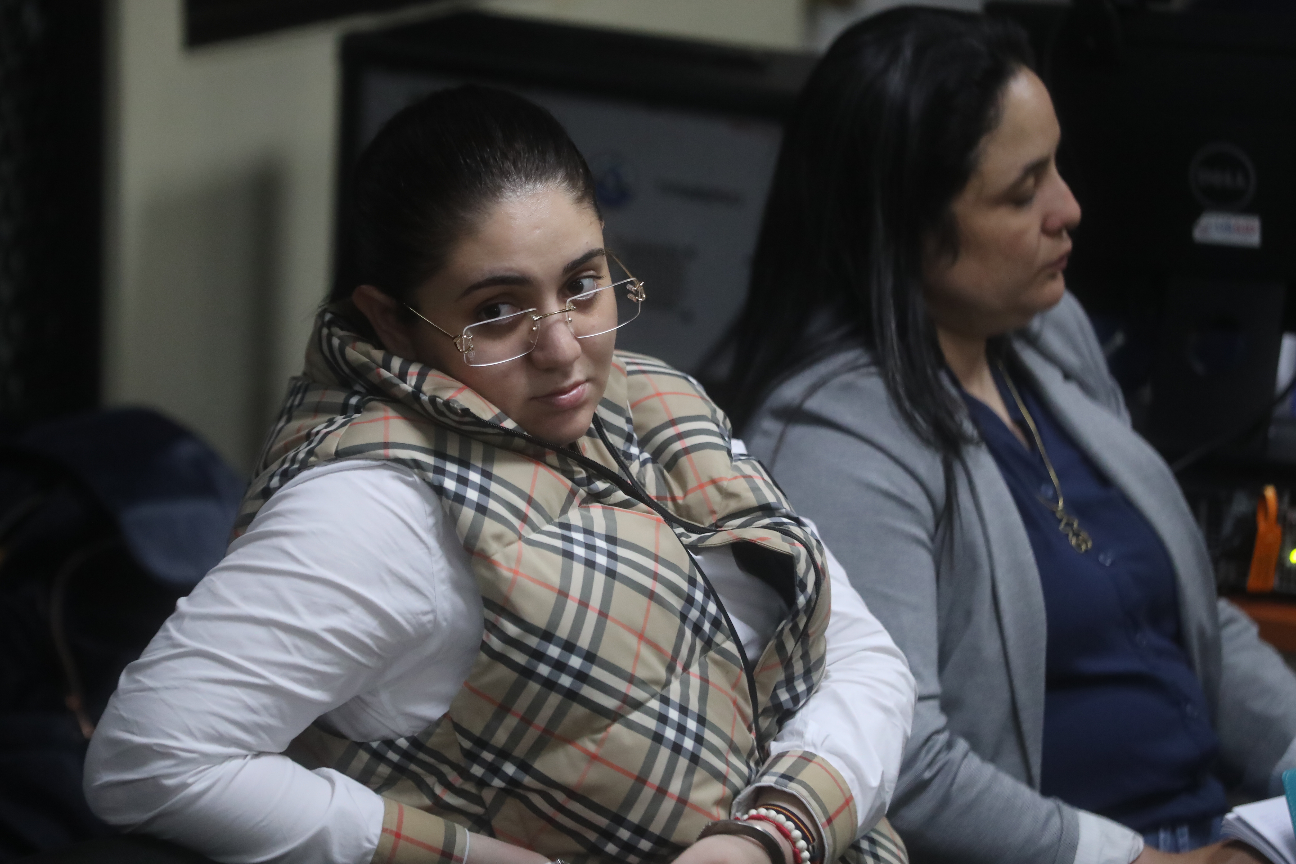 CASO MELISA PALACIOS. Se llev audiencia de etapa intermedia en el Caso de Melisa Palacios, en donde se determin que los sindicados enfrentarn juicio, oral y pblico a partir del 8 de septiembre. En la imagen, Fernanda Bonilla durante la audiencia en el Juzgado de Mayor Riesgo C, liderado por la jueza Carol Berganza.

Juan Diego Gonzlez.  020925