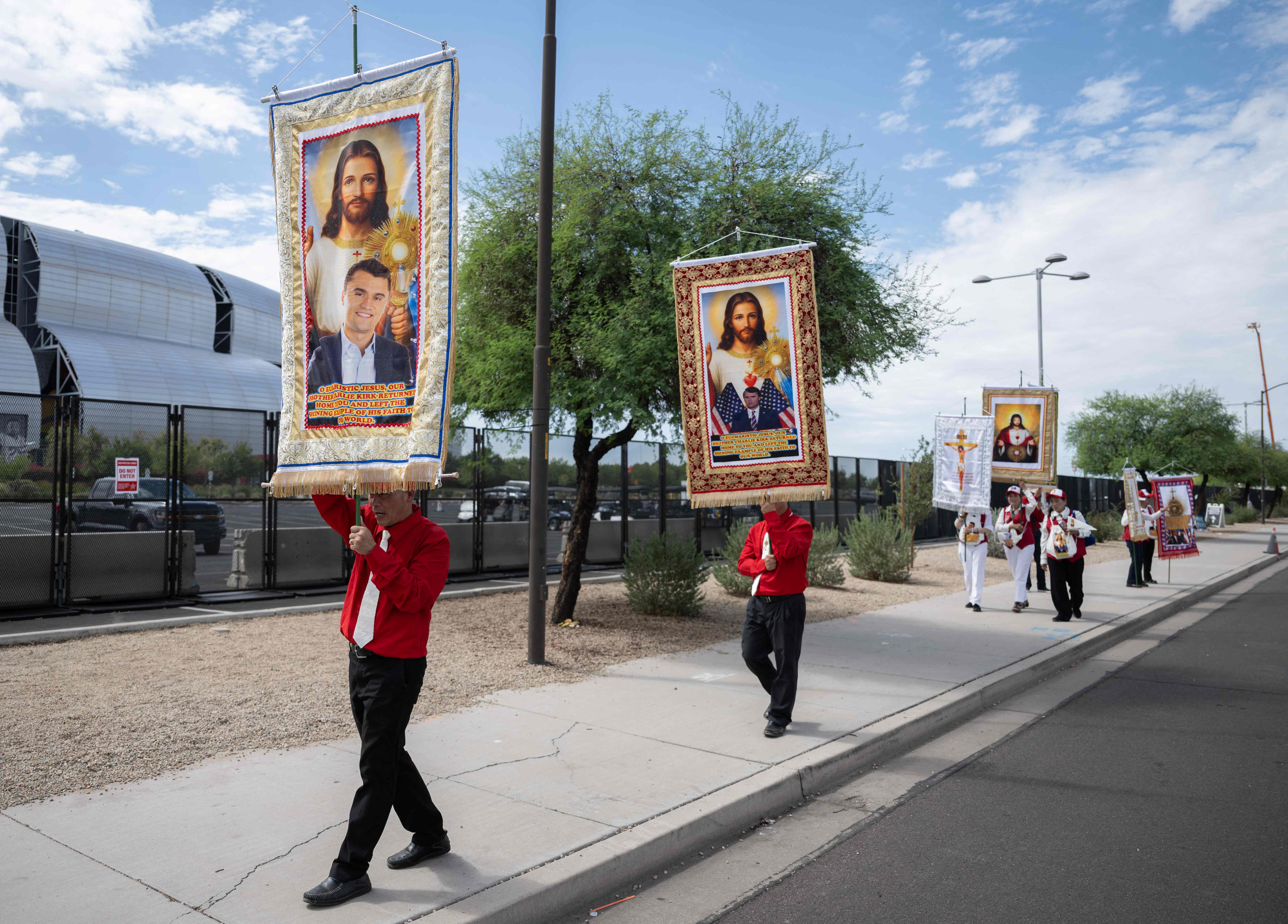 VELORIO CHARLIE KIRK 09'