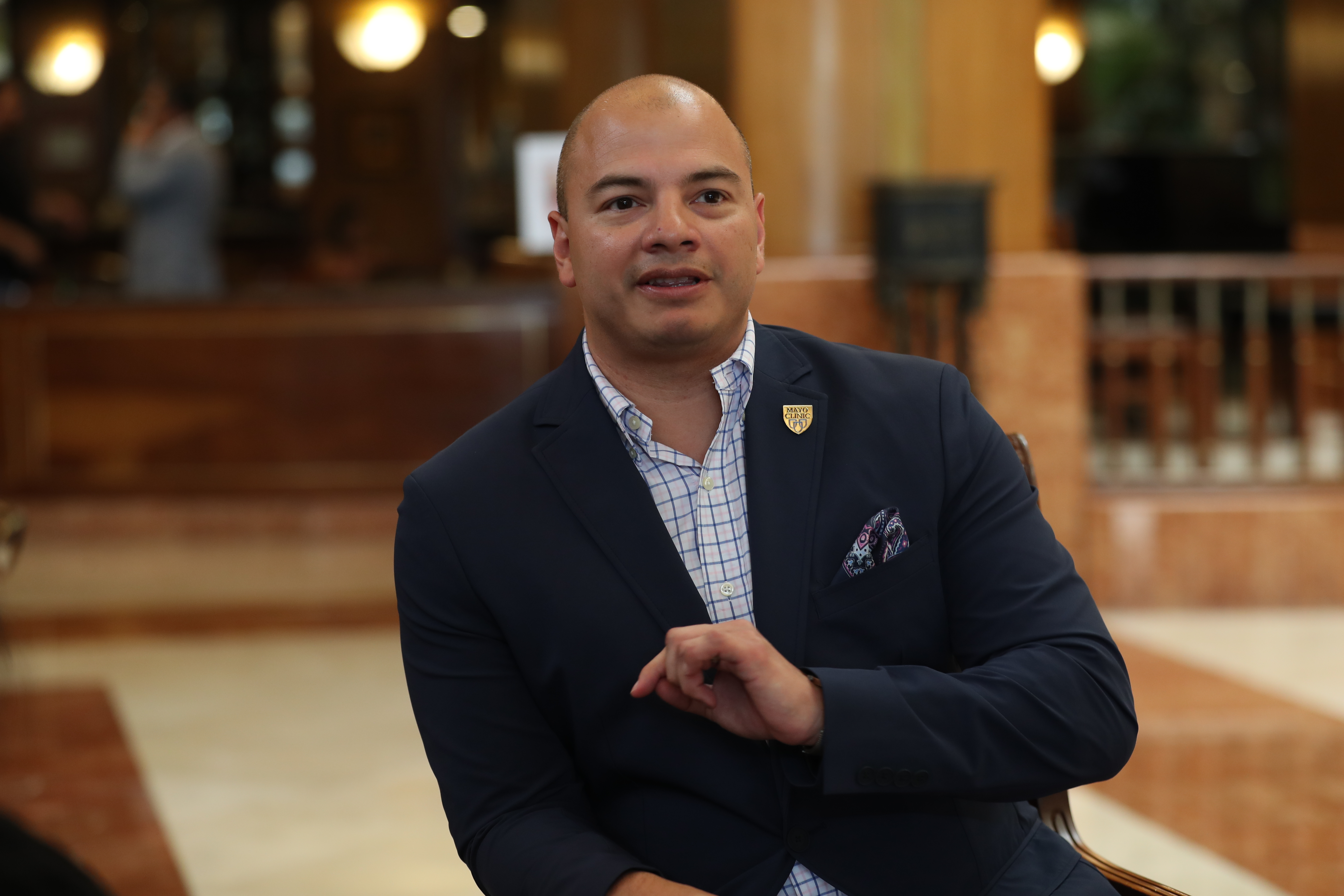 Daniel Sanchez Pellecer, medico guetamalteco que trabaja en Mayo Clinic en entrevista sobre su carrera como doctor en los Estados Unidos y sobre su principal area de investigacin que se enfoca en el desarrollo de sistema de salud.Fotografa: Erick Avila.     Fecha: 24/08/2023.