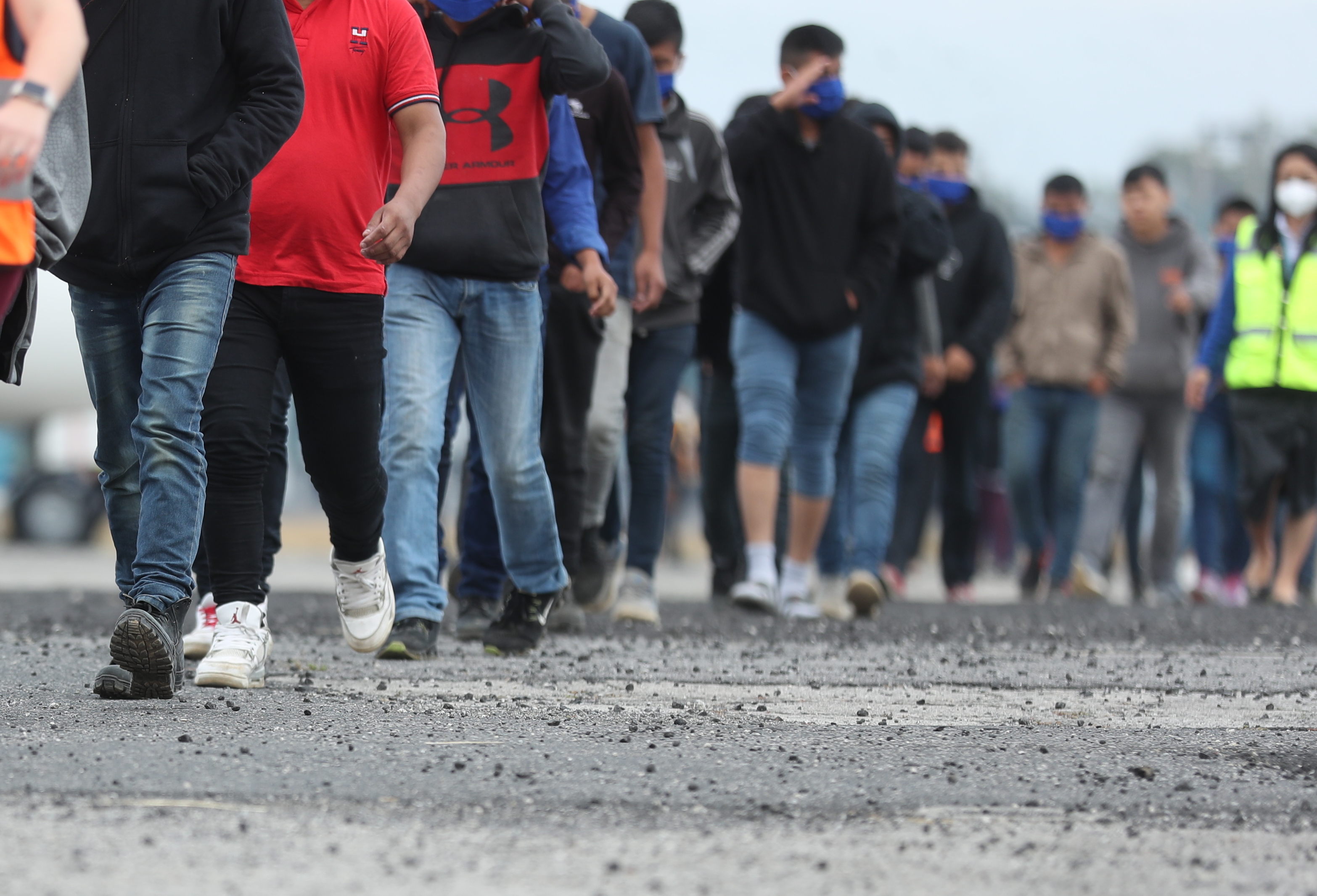 Un juez federal detuvo la deportación de niños guatemaltecos.