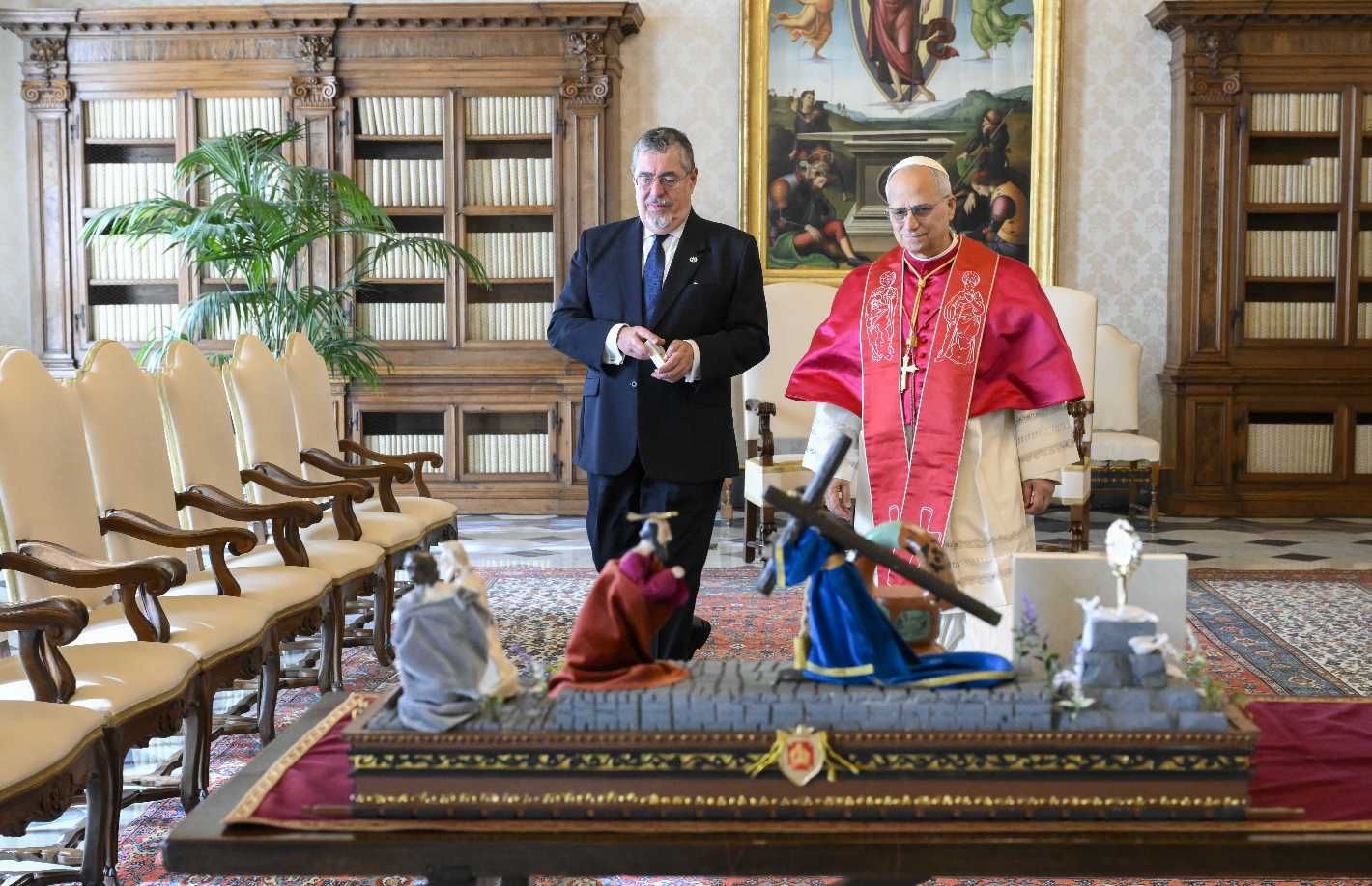 EL PAPA Y ARÉVALO EN EL VATICANO