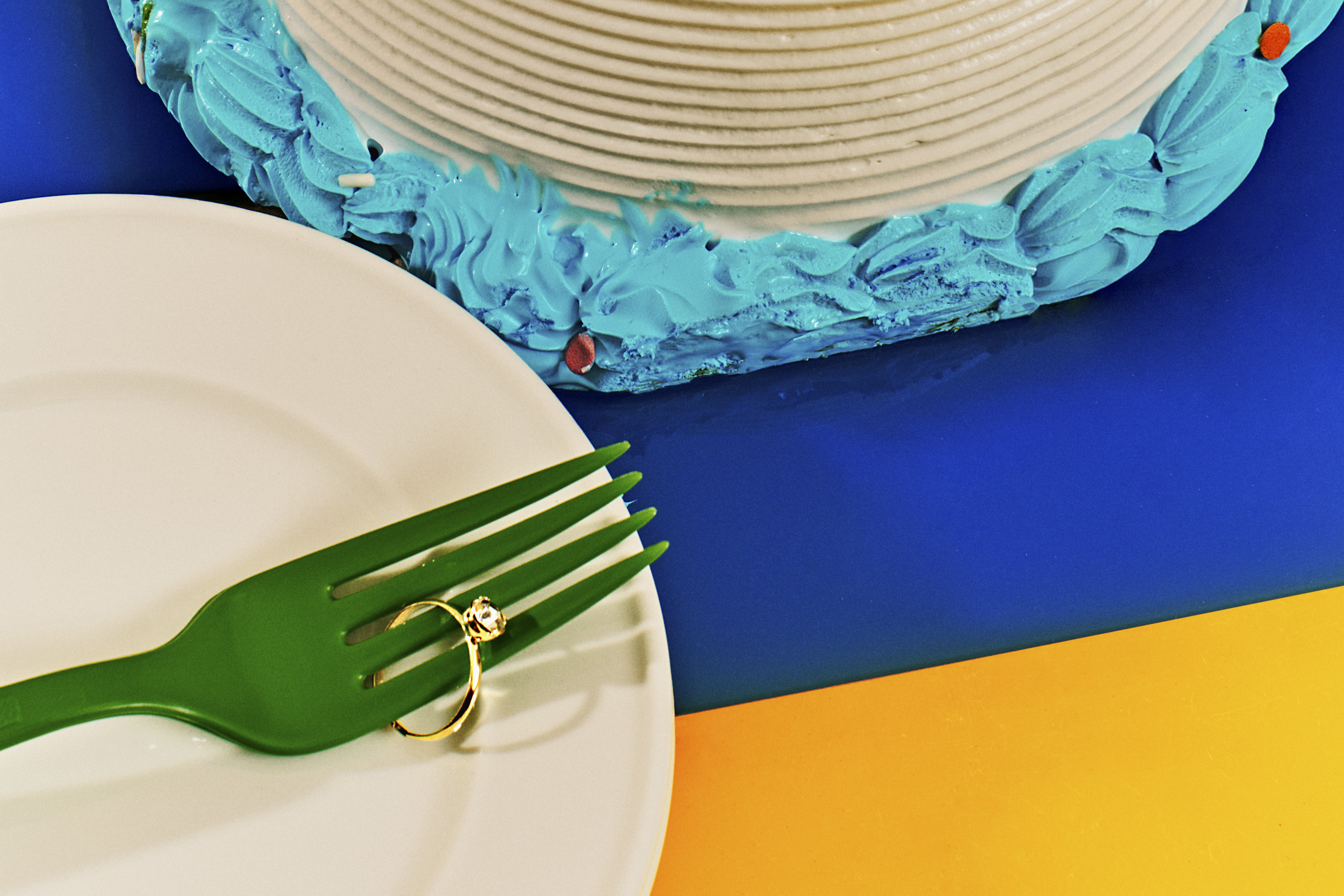 *** PHOTO ILLUSTRATION *** Whether it’s young divorce generally, or Gen Z divorce specifically, in 2025, splits often feel less like scandals and more like rebrands. (Heami Lee/The New York Times) — FOR EDITORIAL USE ONLY WITH NYT STORY SLUGGED GEN Z DIVORCE BY MAGGIE LANGE FOR SEPT. 27, 2025. ALL OTHER USE PROHIBITED —