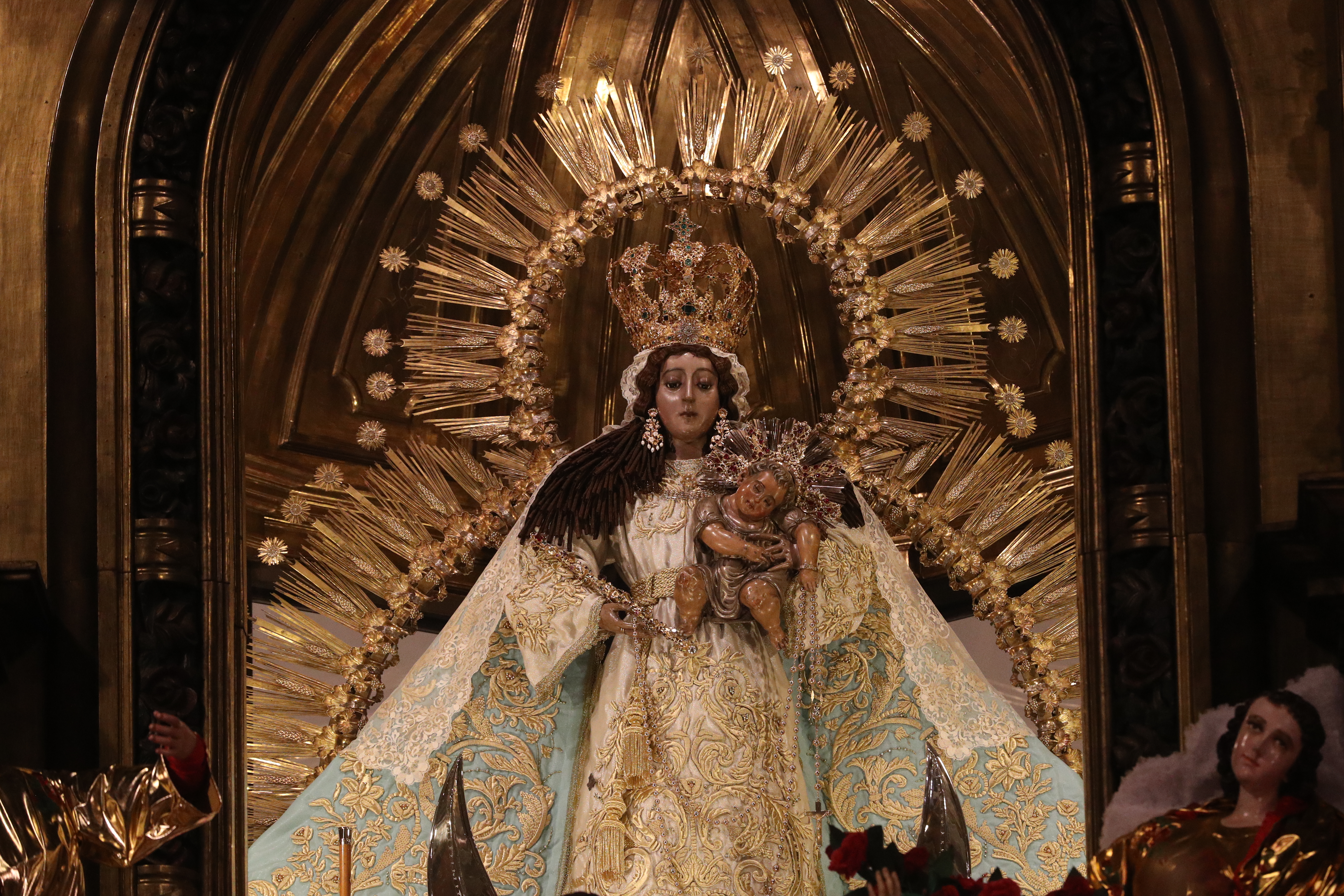VIRGEN DEL ROSARIO EN IGLESIA SANTO DOMINGO'