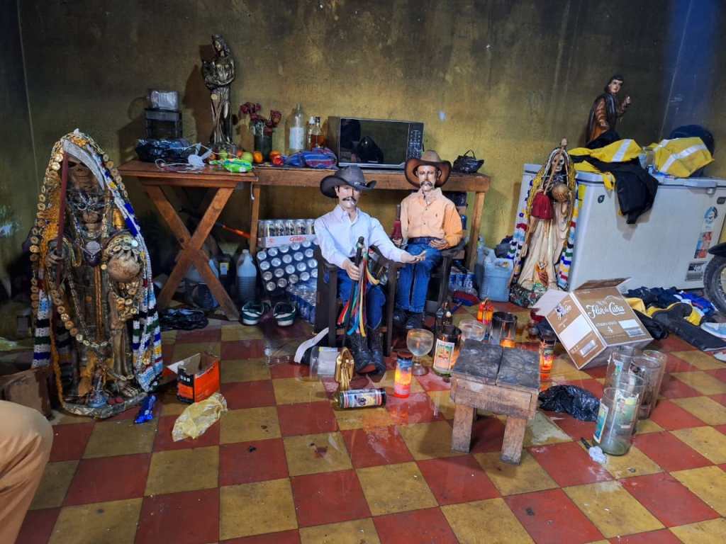 PNC armas incautadas estructura narcomenudeo allanamientos 17 octubre 2025 altar a la muerte