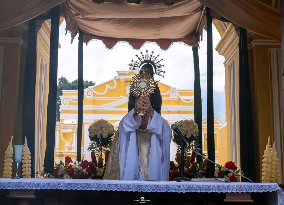El Templo del Calvario abrirá de nuevo sus puertas y se tiene una semana de celebraciones.   (Foto Prensa Libre: FB Hermandad del Calvario, Antigua Guatemala)