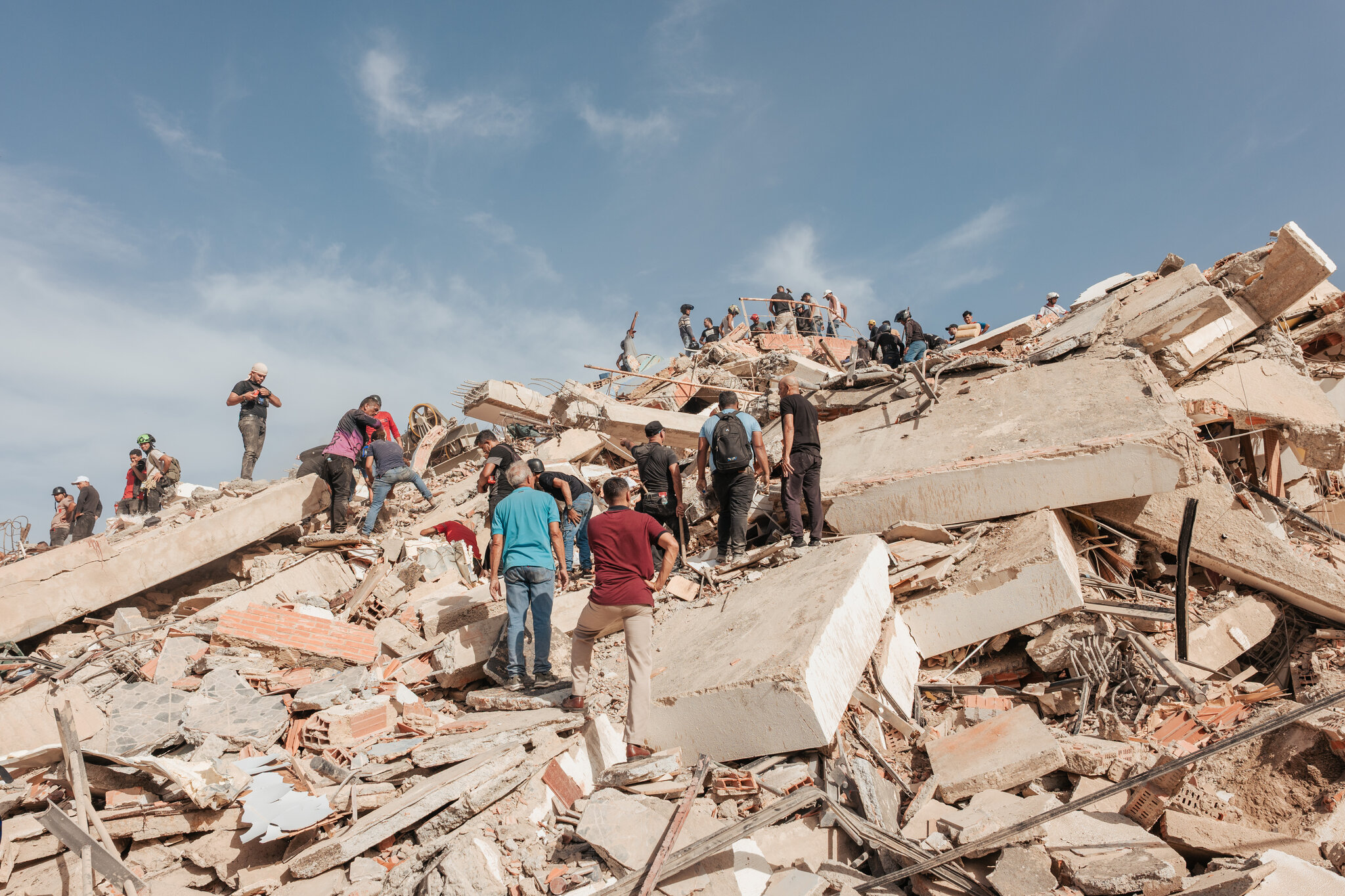 Las labores de rescate llevan días en marcha desde los devastadores terremotos en Venezuela. Adriana Loureiro Fernandez para The New York Times