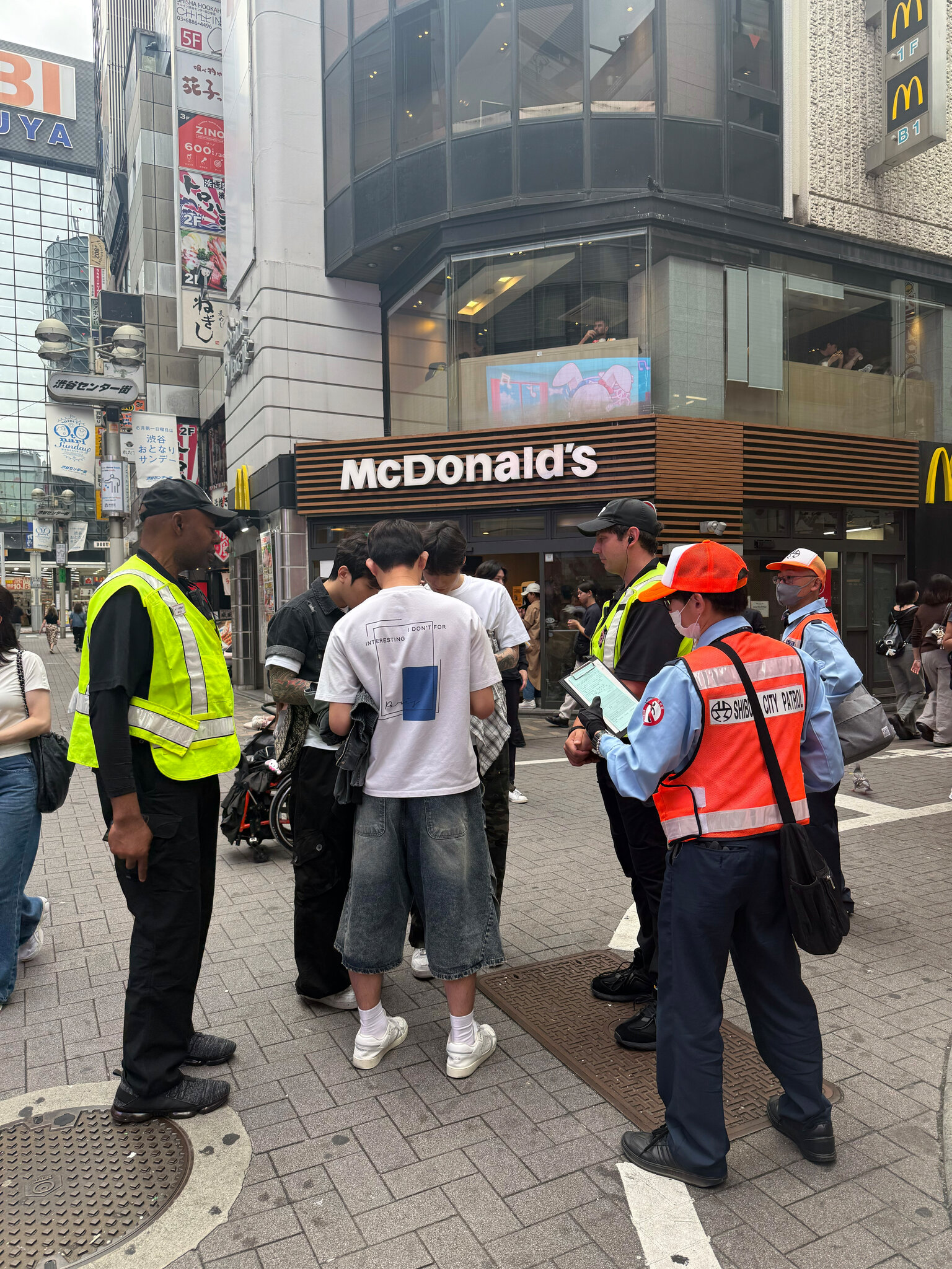 On the streets of Shibuya, patrol teams caught 10 people littering on the first day of the new ordinance, 15 on the second day and 9 on the third, according to city officials. Kiuko Notoya/The New York Times