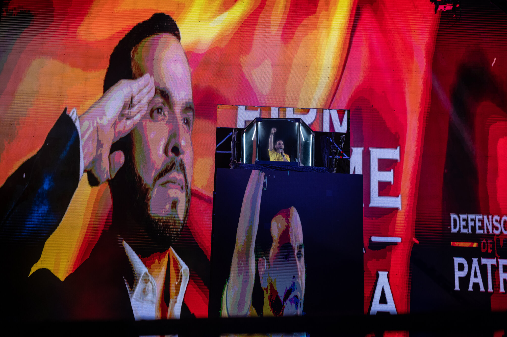 Abelardo de la Espriella el domingo por la noche en Barranquilla, Colombia, luego de que los resultados preliminares lo perfilaran como el ganador de la segunda vuelta presidencial. Federico Rios para The New York Times
