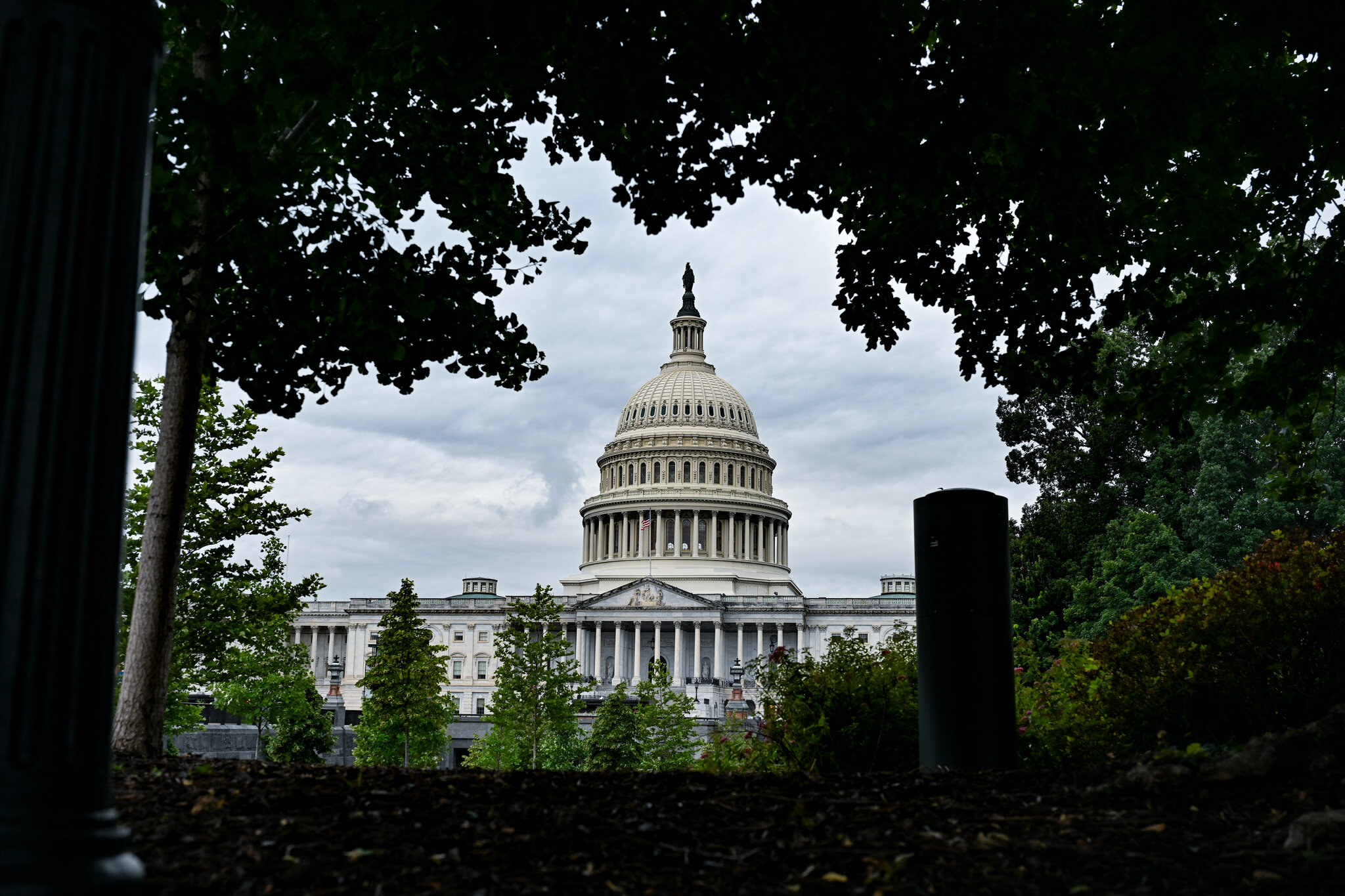 La votación del miércoles fue el último reflejo de las divisiones entre los republicanos del Congreso y el presidente Trump en una serie de asuntos, a medida que sus intereses divergen en el periodo previo a las elecciones intermedias al Congreso. Kenny Holston/The New York Times