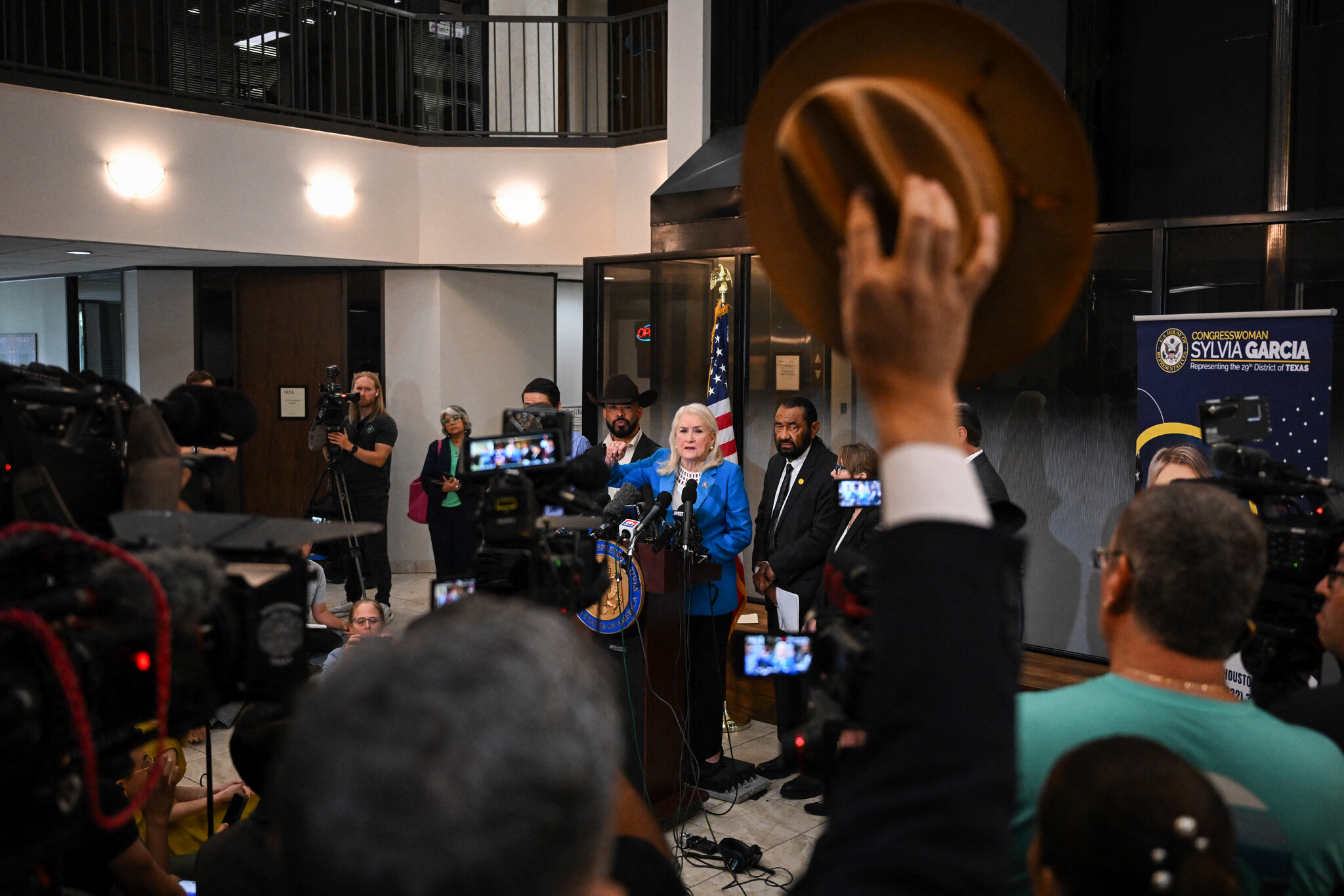 La representante Sylvia Garcia habló durante una rueda de prensa sobre el caso de Lorenzo Salgado Araujo en Houston el viernes. Ronaldo Schemidt/Agence France-Presse -- Getty Images