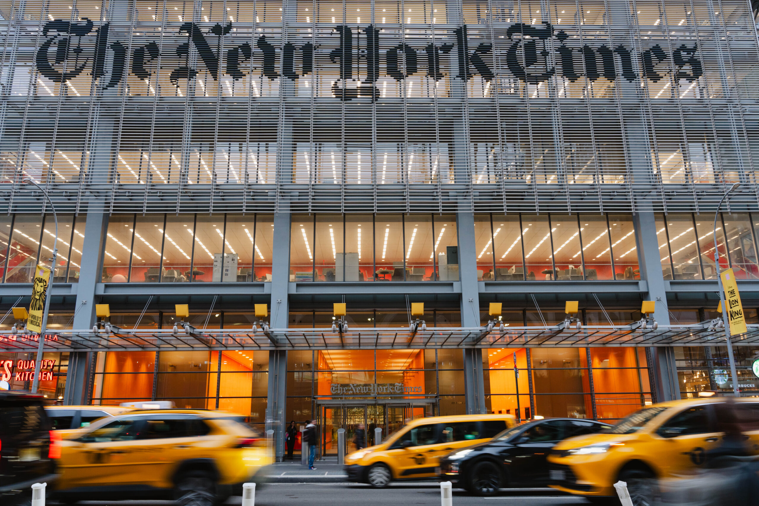 El esfuerzo de The New York Times por anular las citaciones emitidas por el Departamento de Justicia fue el tema de una audiencia judicial el jueves. Lucia Vazquez para