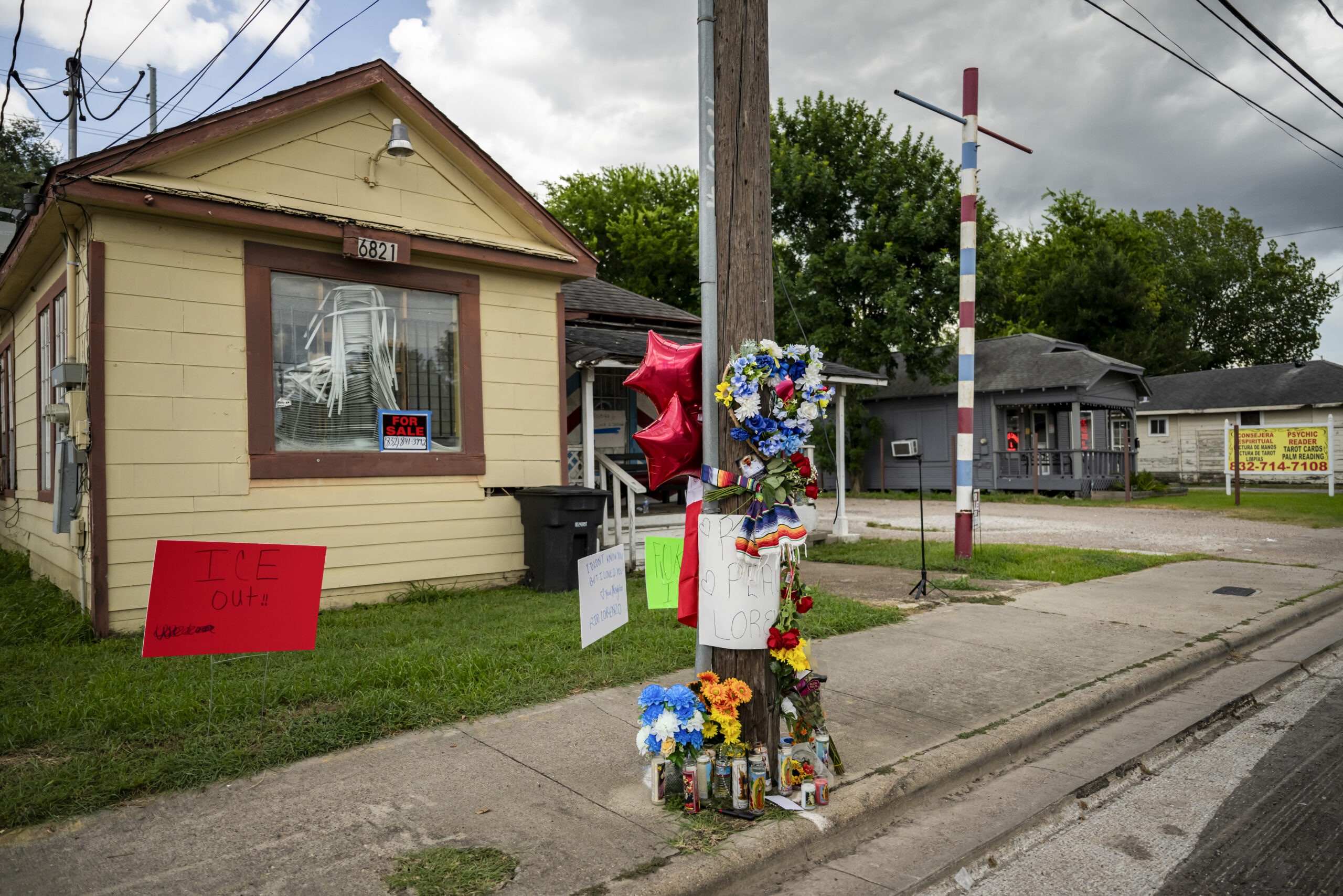 The site where a federal immigration officer shot Lorenzo Salgado Araujo in Houston, July 8, 2026. Three men who witnessed Araujo's killing by federal immigration officers in Houston disputed the Department of Homeland Security's account of the shooting and said the victim never attempted to run over a federal agent. (Meridith Kohut/The New York Times)