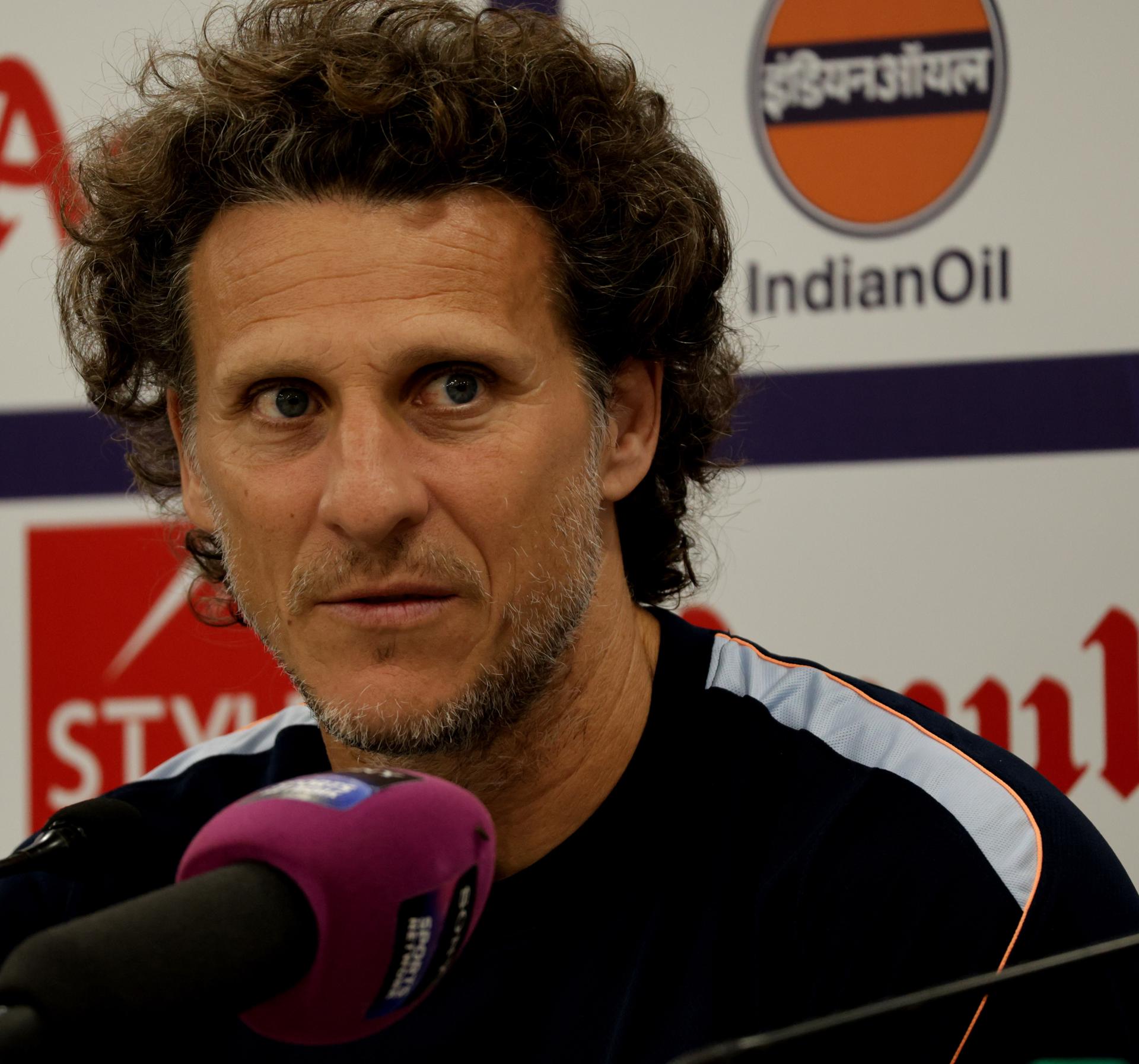 El seleccionador interino de Uruguay, Diego Forlán, manifestó este lunes su propósito de cerrar con un positivo balance sus primeras semanas de trabajo con el equipo. EFE/EPA/PIYAL ADHIKARY